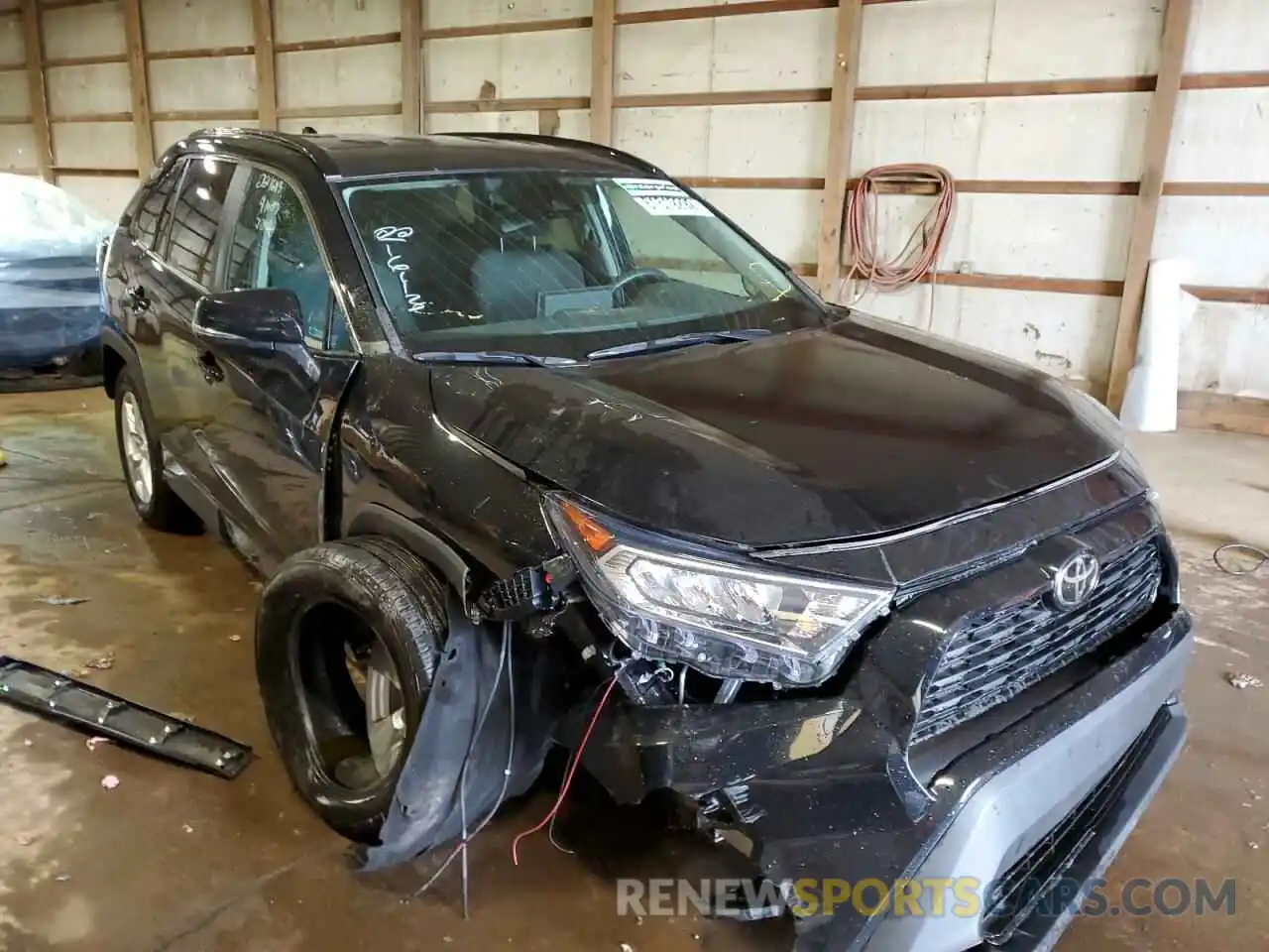 1 Photograph of a damaged car 2T3P1RFV7MC189199 TOYOTA RAV4 2021