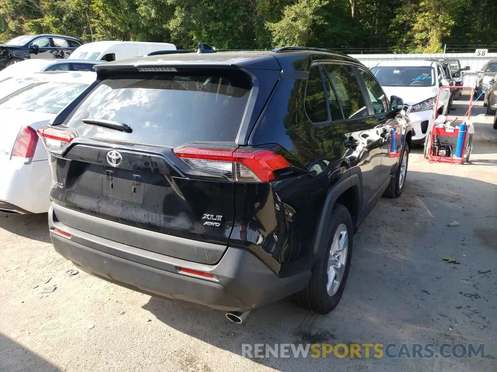 4 Photograph of a damaged car 2T3P1RFV7MC191275 TOYOTA RAV4 2021