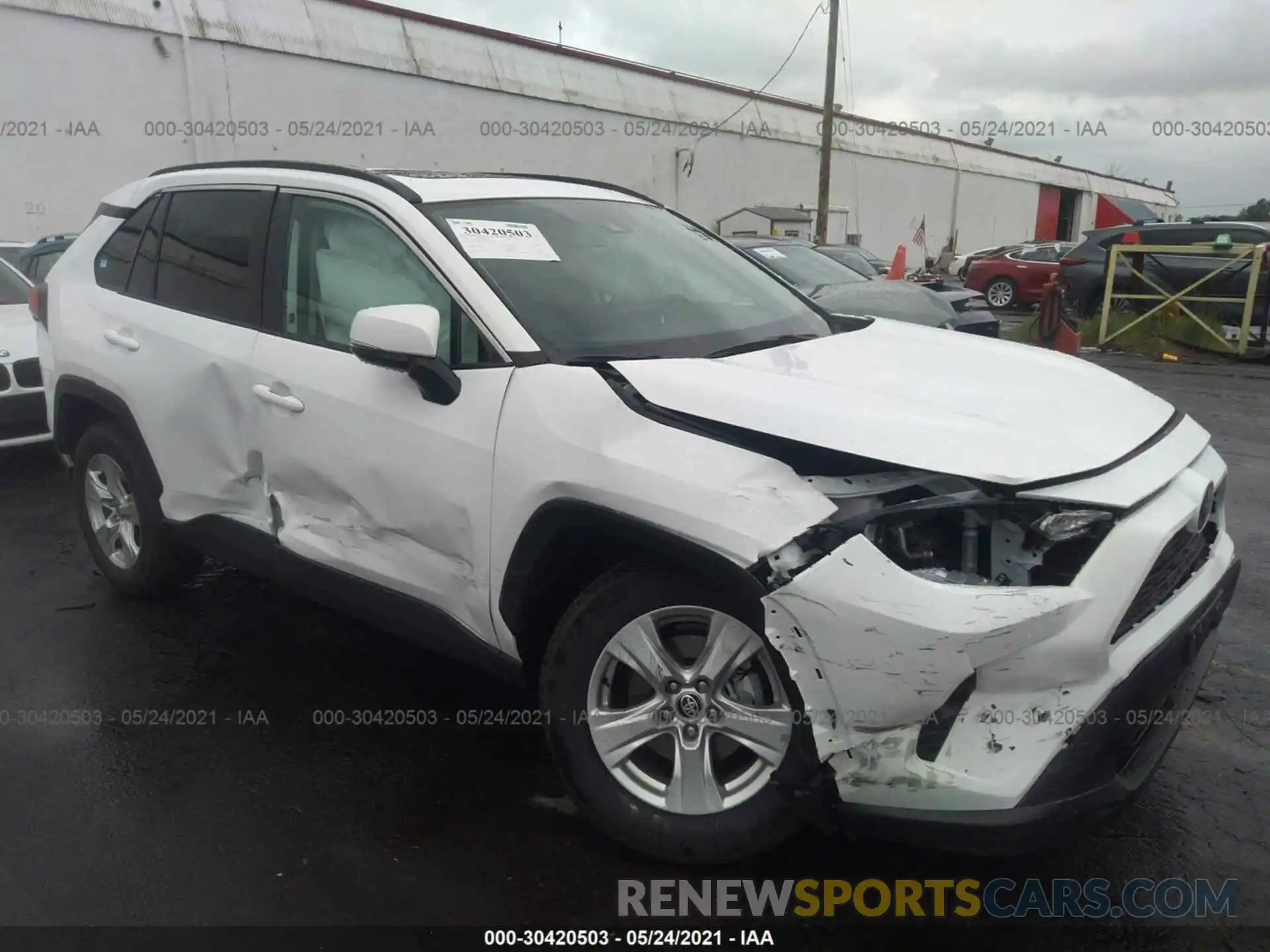 1 Photograph of a damaged car 2T3P1RFV7MC191339 TOYOTA RAV4 2021