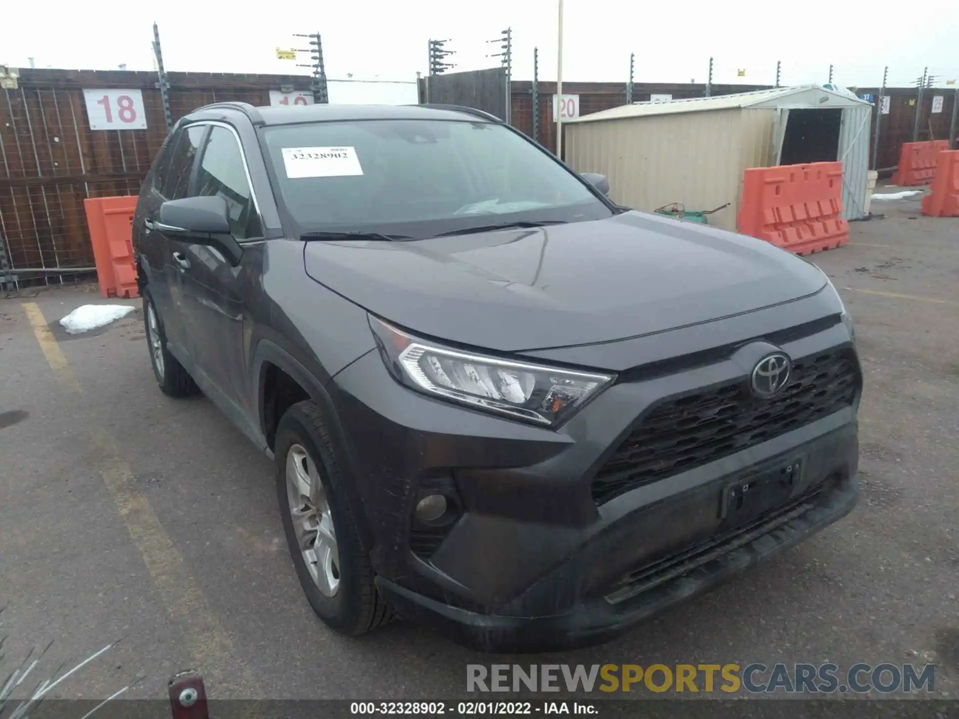 1 Фотография поврежденного автомобиля 2T3P1RFV7MC223724 TOYOTA RAV4 2021