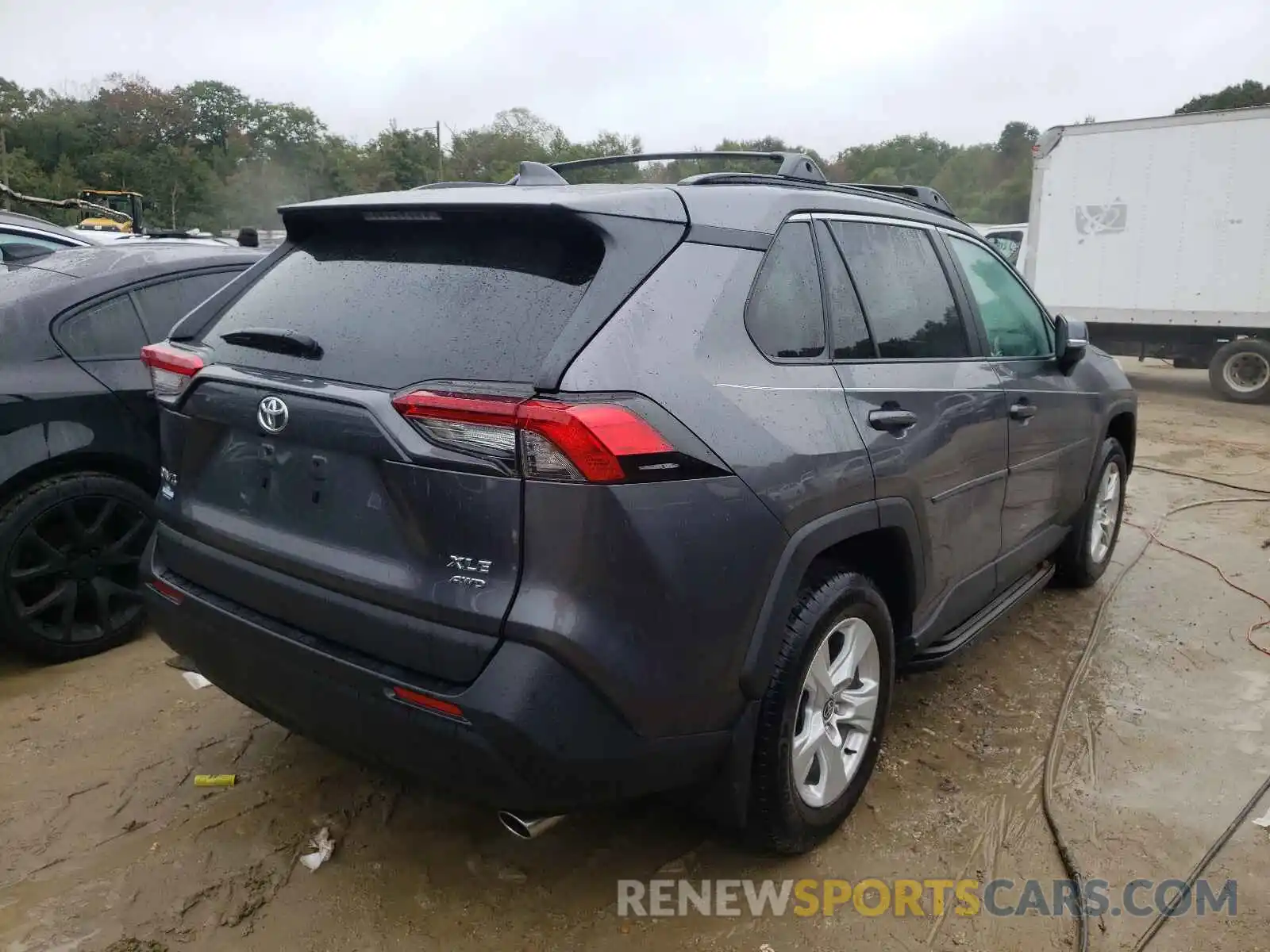 4 Photograph of a damaged car 2T3P1RFV7MC225120 TOYOTA RAV4 2021