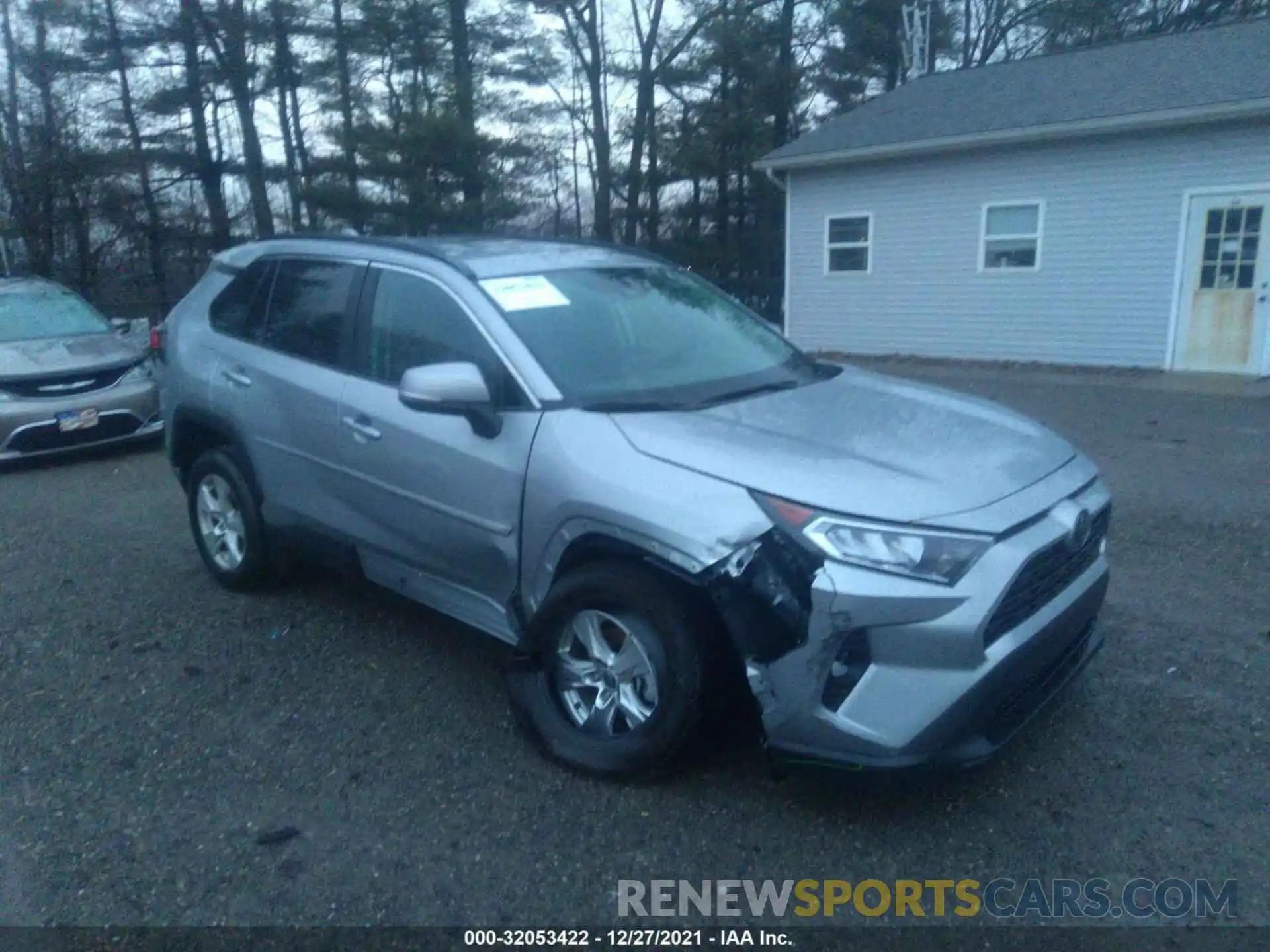 1 Photograph of a damaged car 2T3P1RFV7MC237056 TOYOTA RAV4 2021