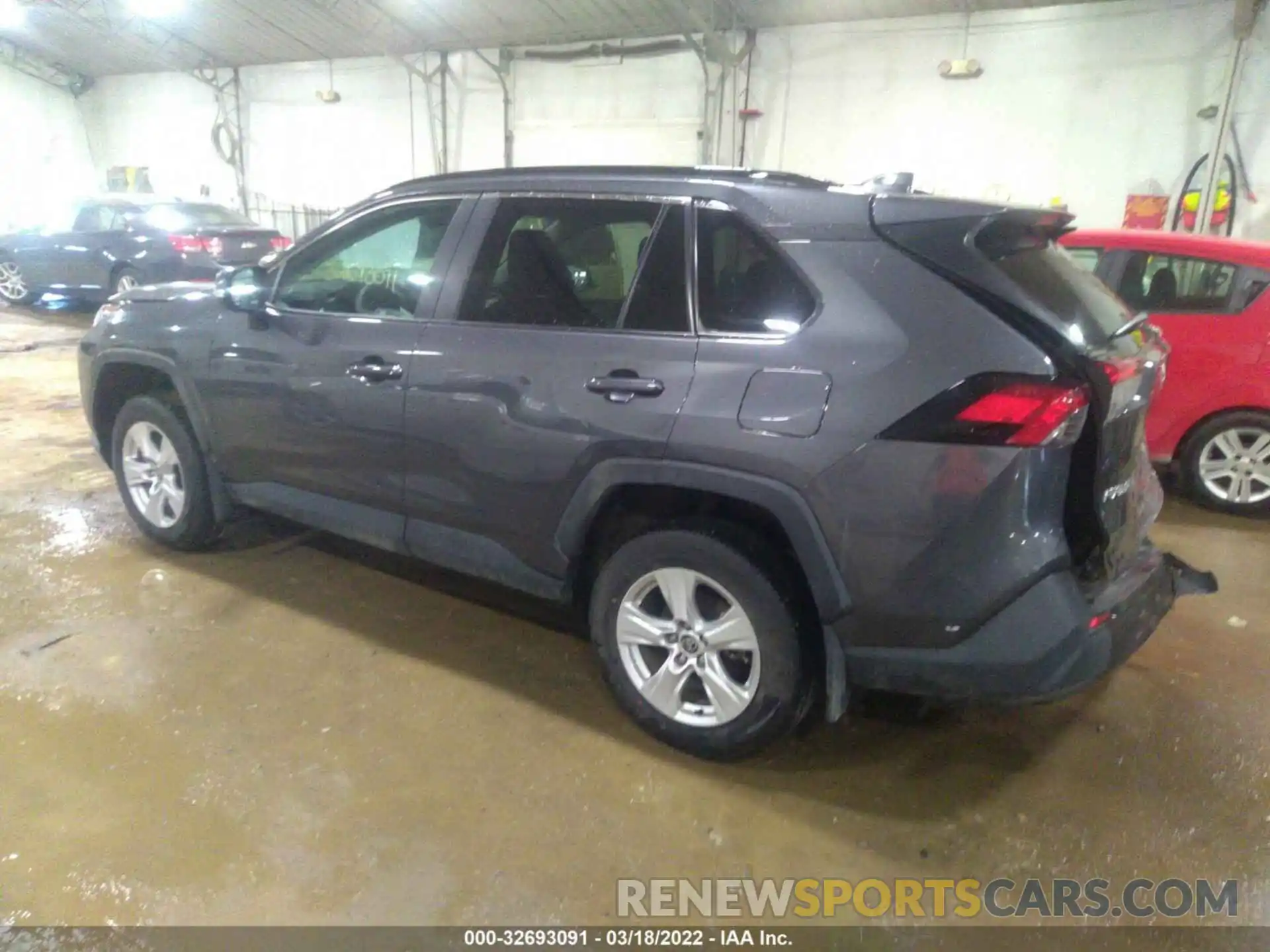 3 Photograph of a damaged car 2T3P1RFV7MC238594 TOYOTA RAV4 2021