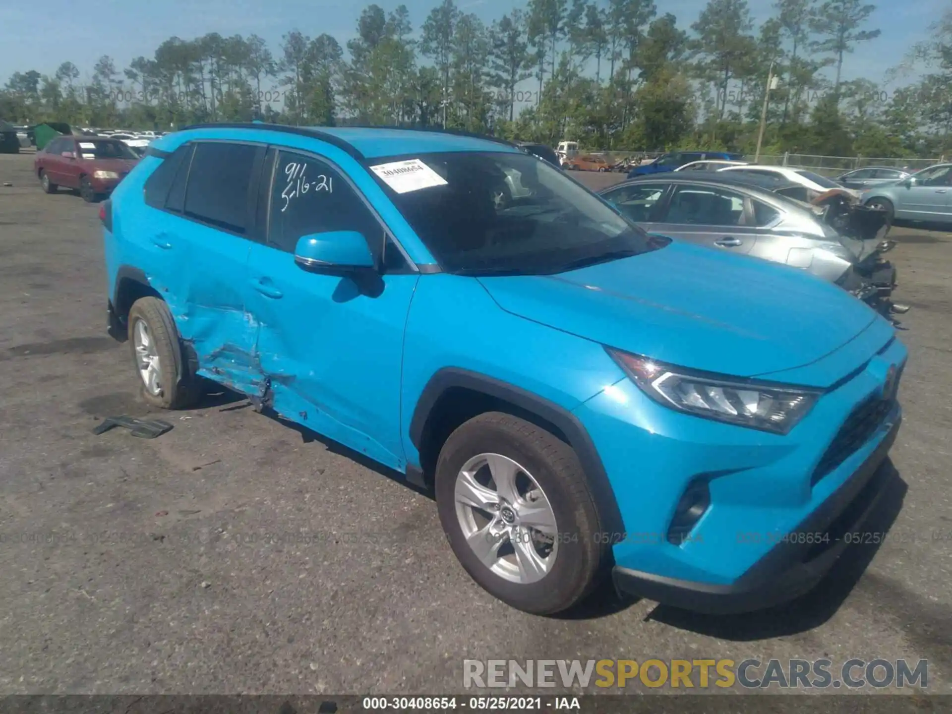 1 Photograph of a damaged car 2T3P1RFV7MW141376 TOYOTA RAV4 2021