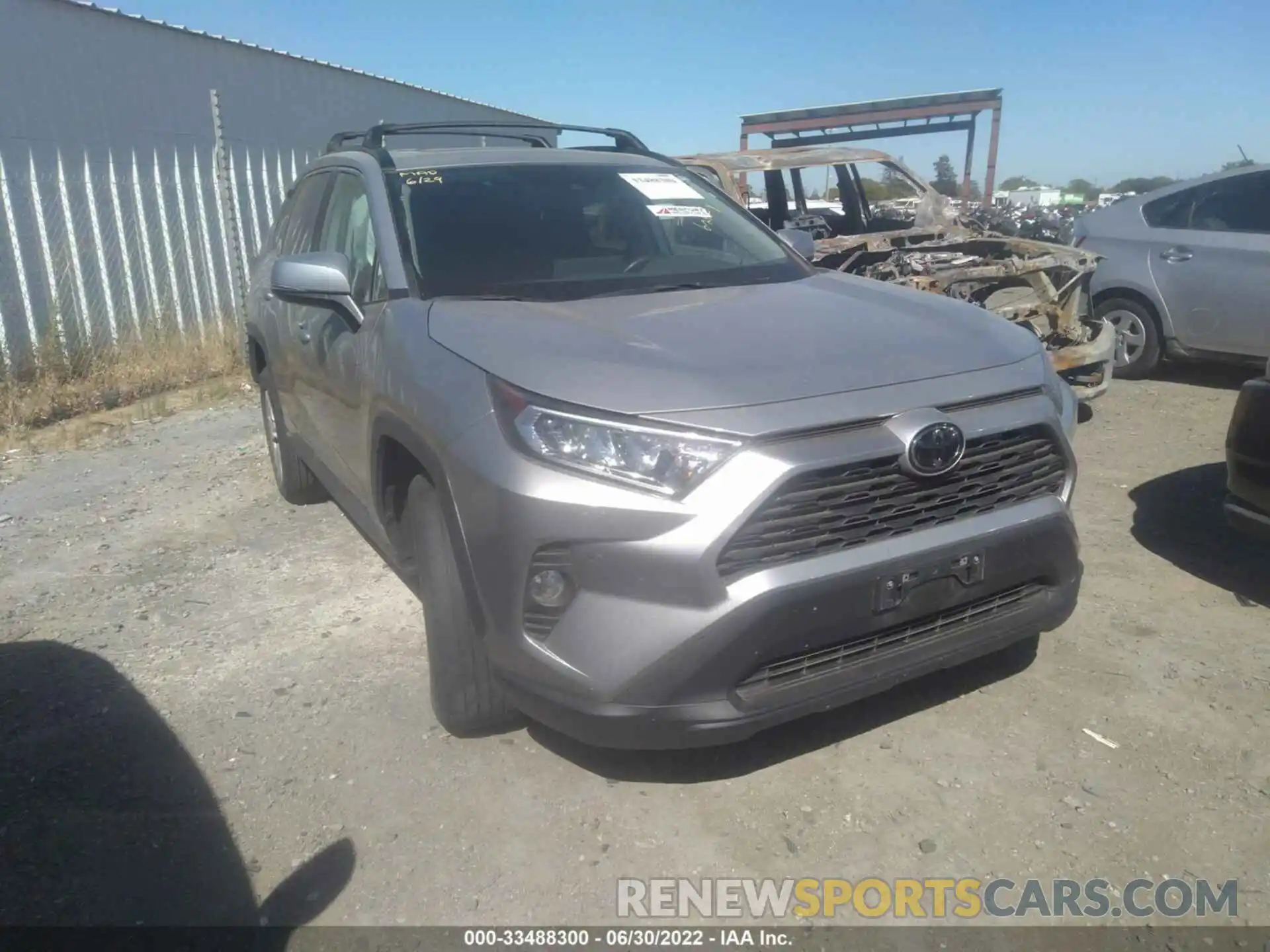 1 Фотография поврежденного автомобиля 2T3P1RFV7MW142463 TOYOTA RAV4 2021