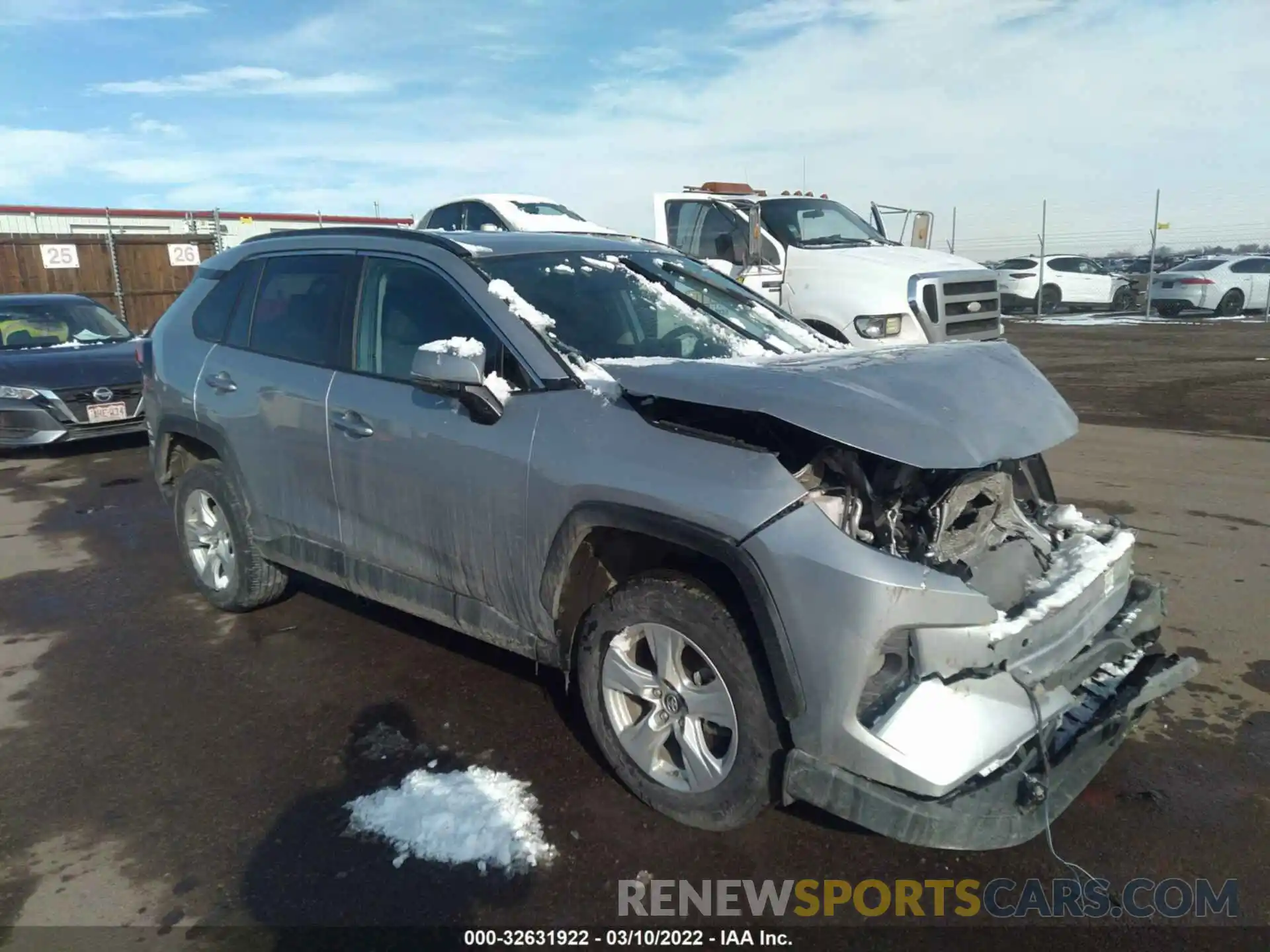 1 Photograph of a damaged car 2T3P1RFV7MW144701 TOYOTA RAV4 2021