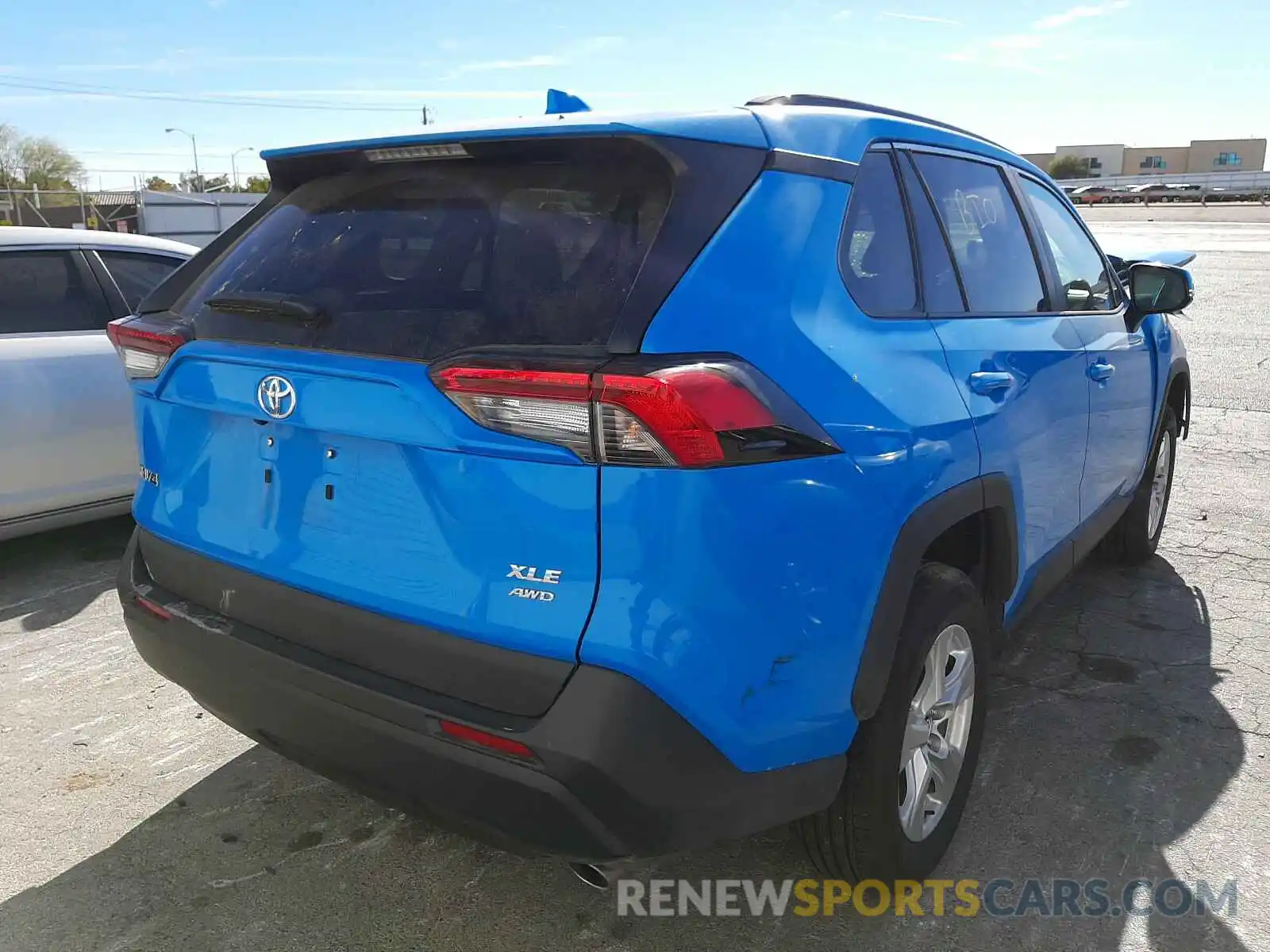 4 Photograph of a damaged car 2T3P1RFV7MW154709 TOYOTA RAV4 2021