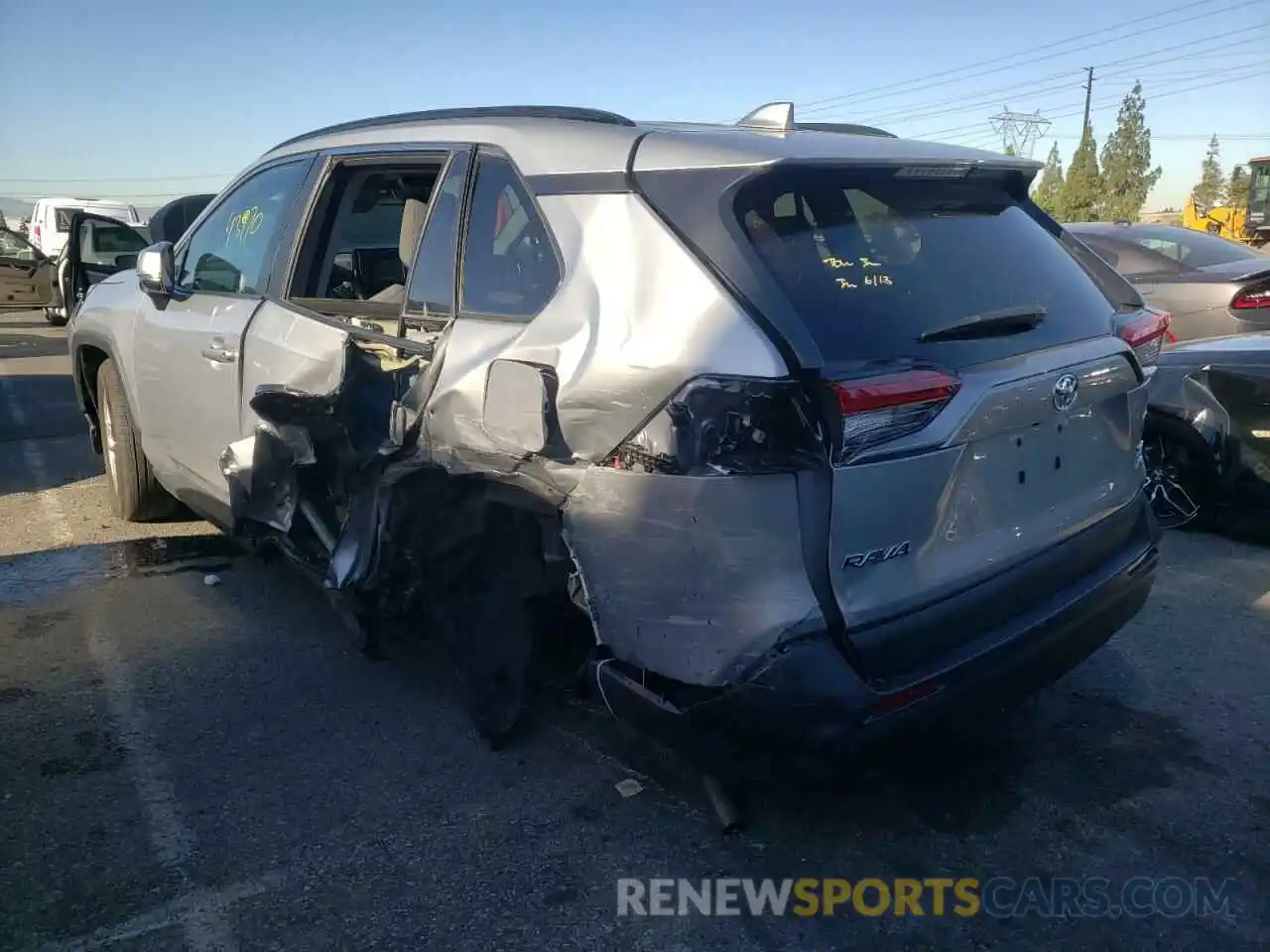 3 Photograph of a damaged car 2T3P1RFV7MW157920 TOYOTA RAV4 2021