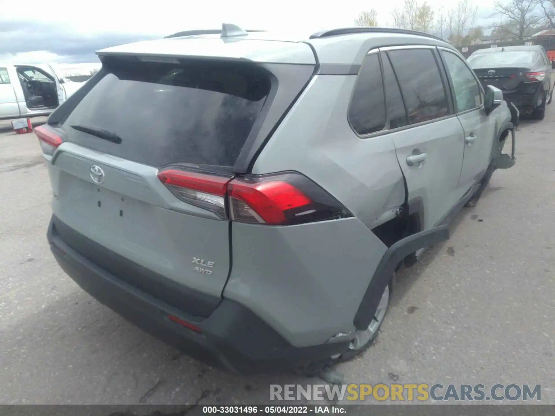 4 Photograph of a damaged car 2T3P1RFV7MW158856 TOYOTA RAV4 2021