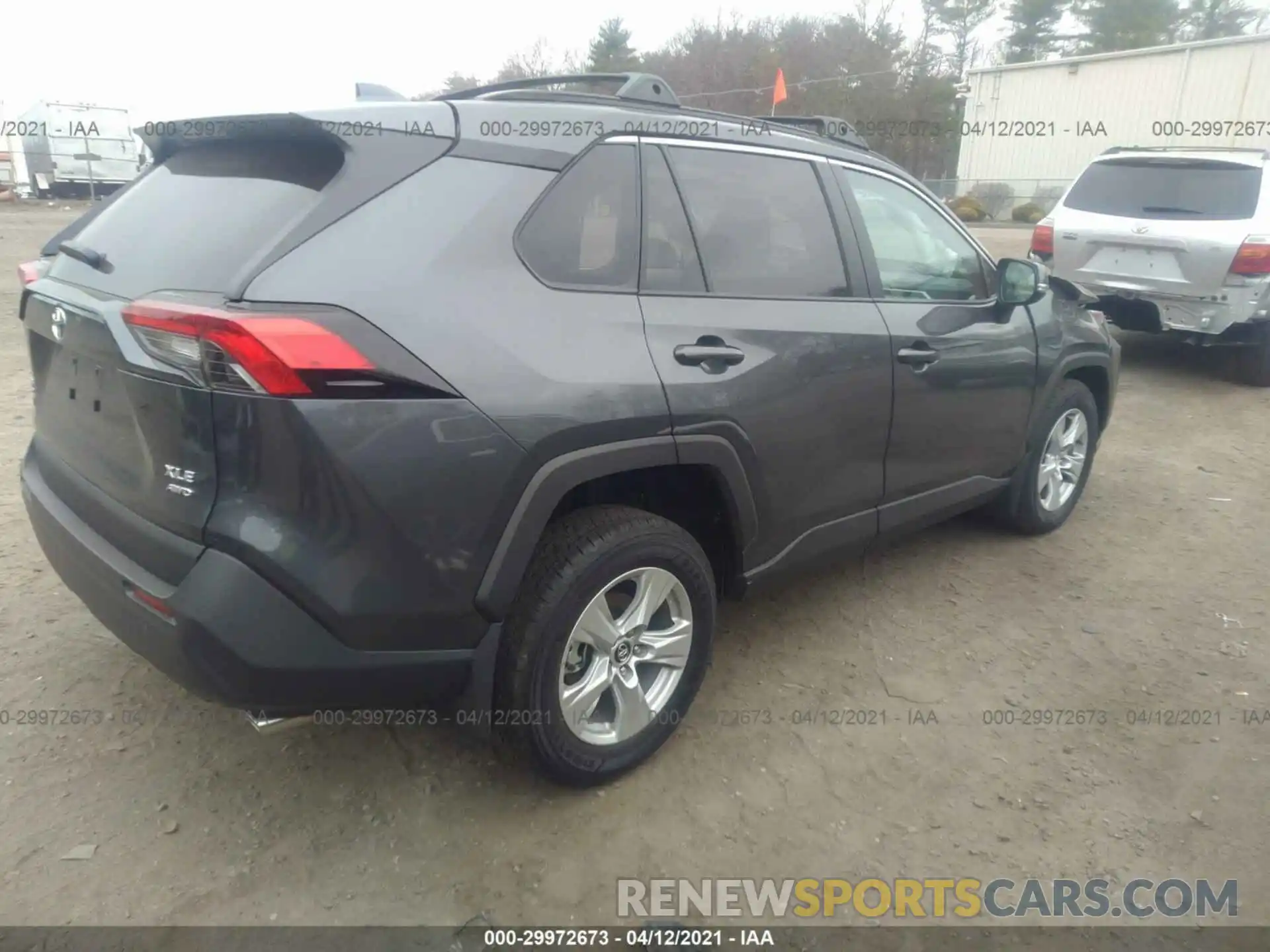 4 Photograph of a damaged car 2T3P1RFV7MW160798 TOYOTA RAV4 2021