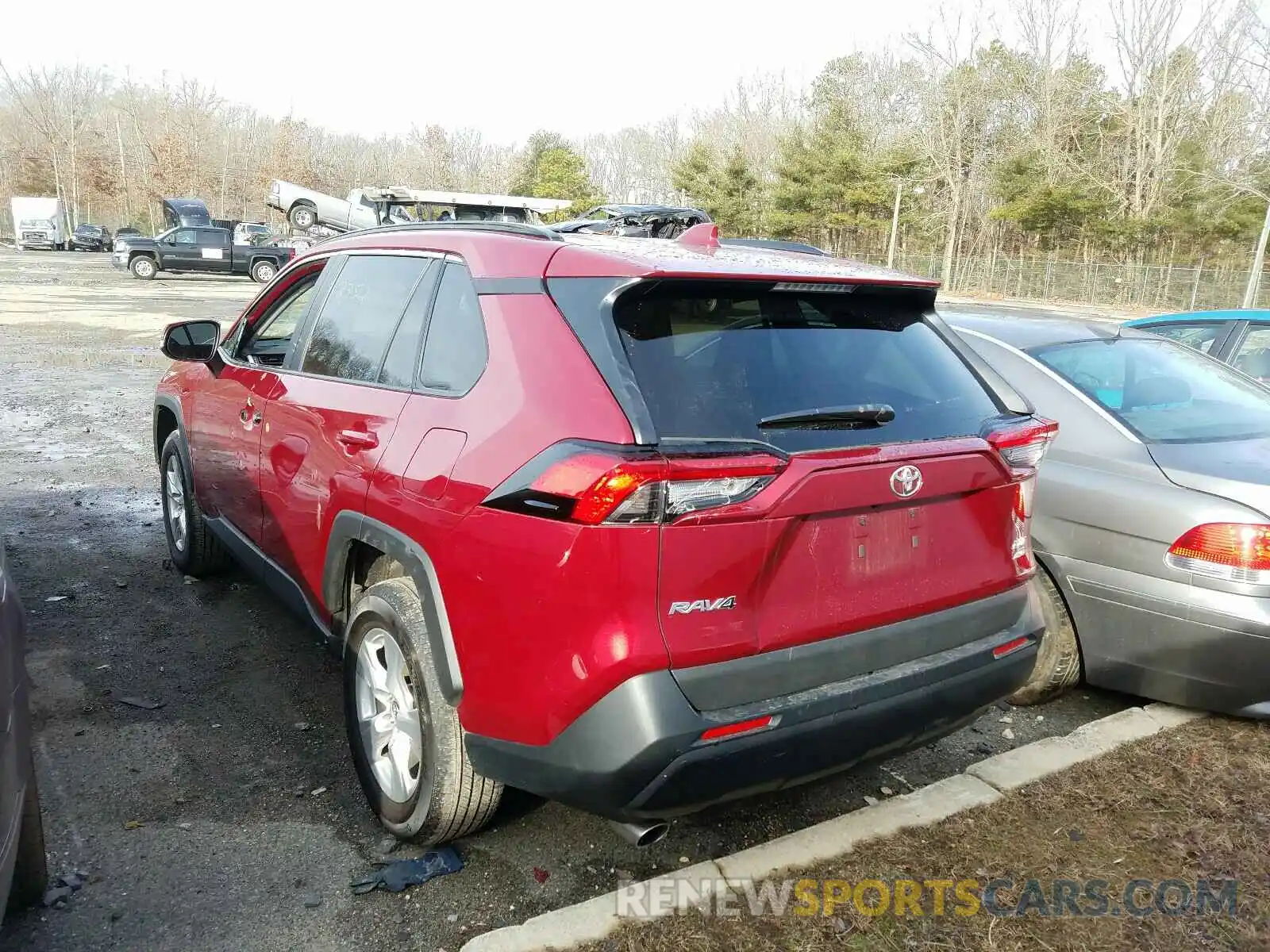 3 Photograph of a damaged car 2T3P1RFV7MW165368 TOYOTA RAV4 2021