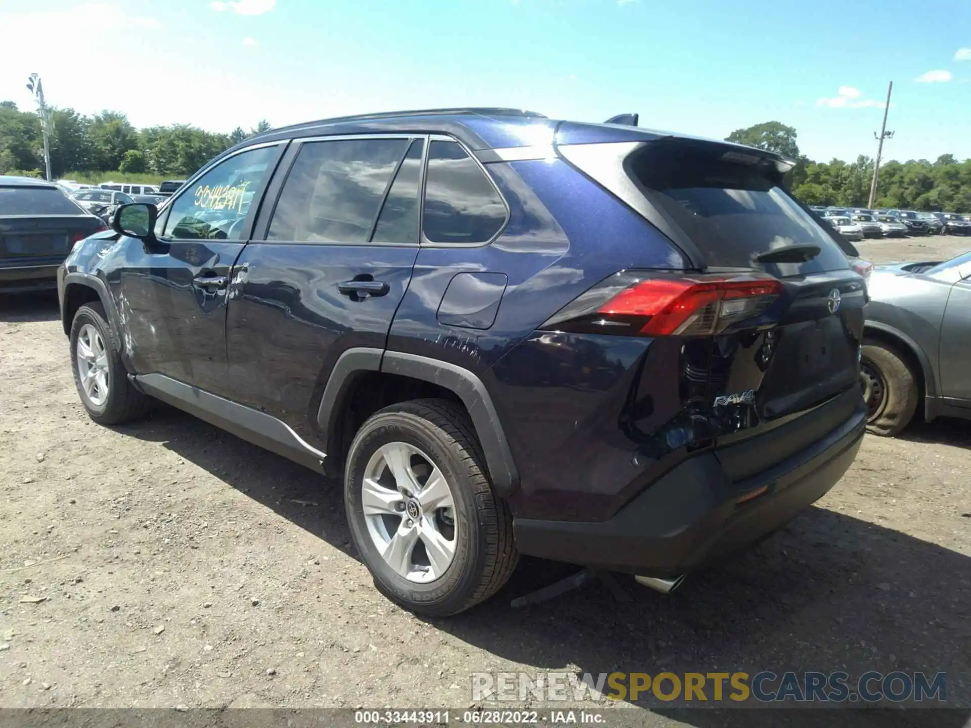 3 Photograph of a damaged car 2T3P1RFV7MW175382 TOYOTA RAV4 2021