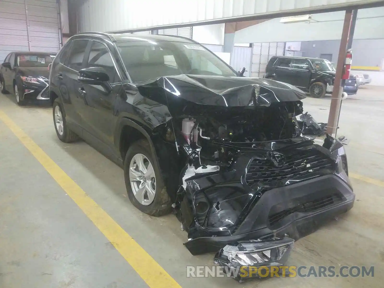 1 Фотография поврежденного автомобиля 2T3P1RFV7MW175737 TOYOTA RAV4 2021