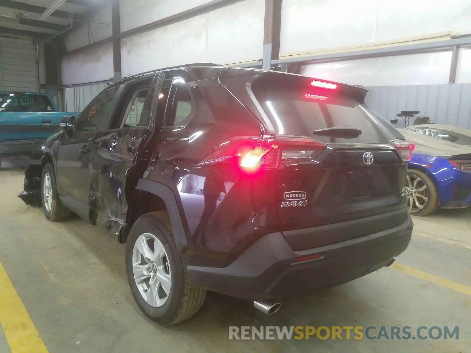 3 Photograph of a damaged car 2T3P1RFV7MW175737 TOYOTA RAV4 2021