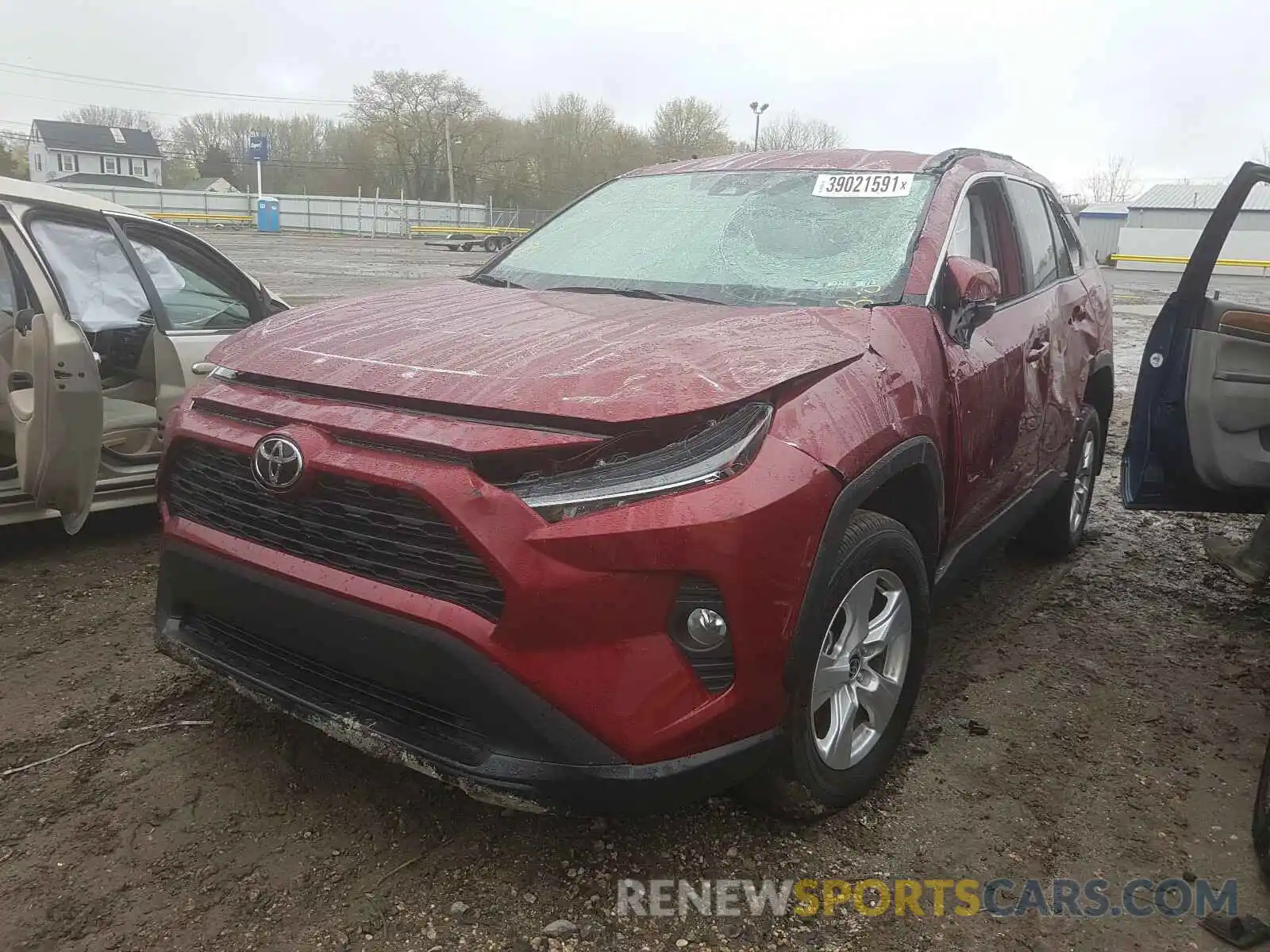 2 Photograph of a damaged car 2T3P1RFV7MW178153 TOYOTA RAV4 2021