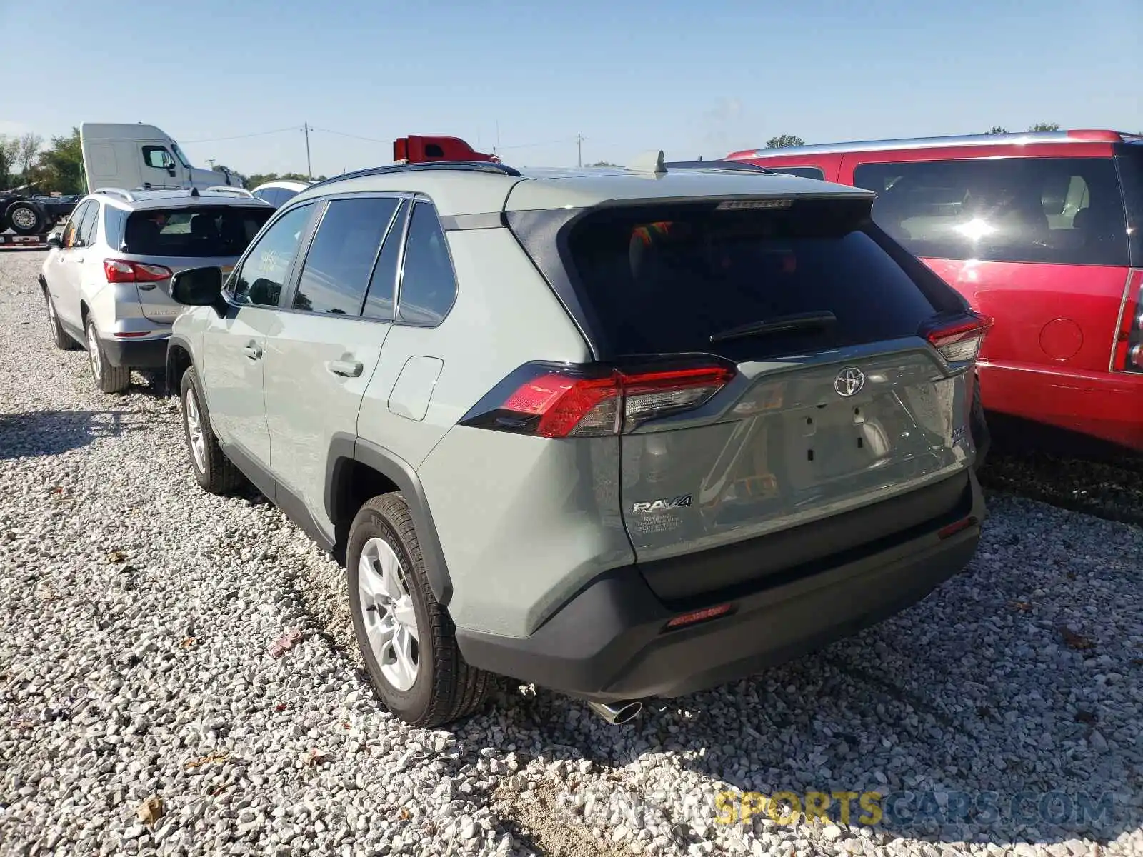 3 Photograph of a damaged car 2T3P1RFV7MW188097 TOYOTA RAV4 2021