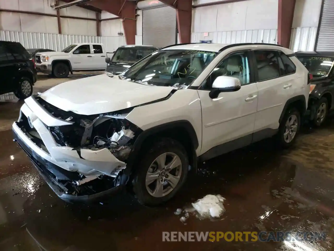 2 Photograph of a damaged car 2T3P1RFV7MW205755 TOYOTA RAV4 2021