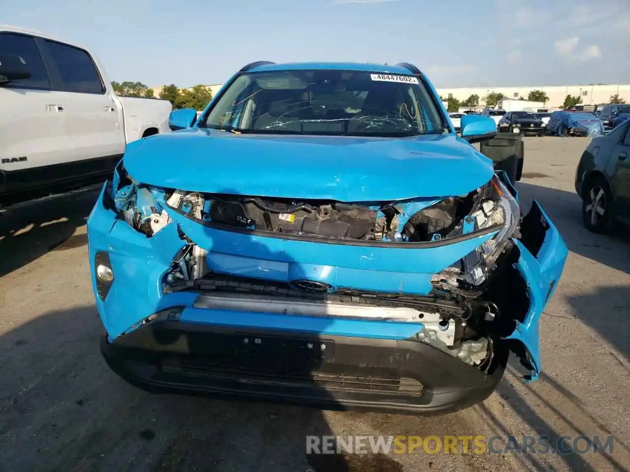 9 Photograph of a damaged car 2T3P1RFV7MW215377 TOYOTA RAV4 2021