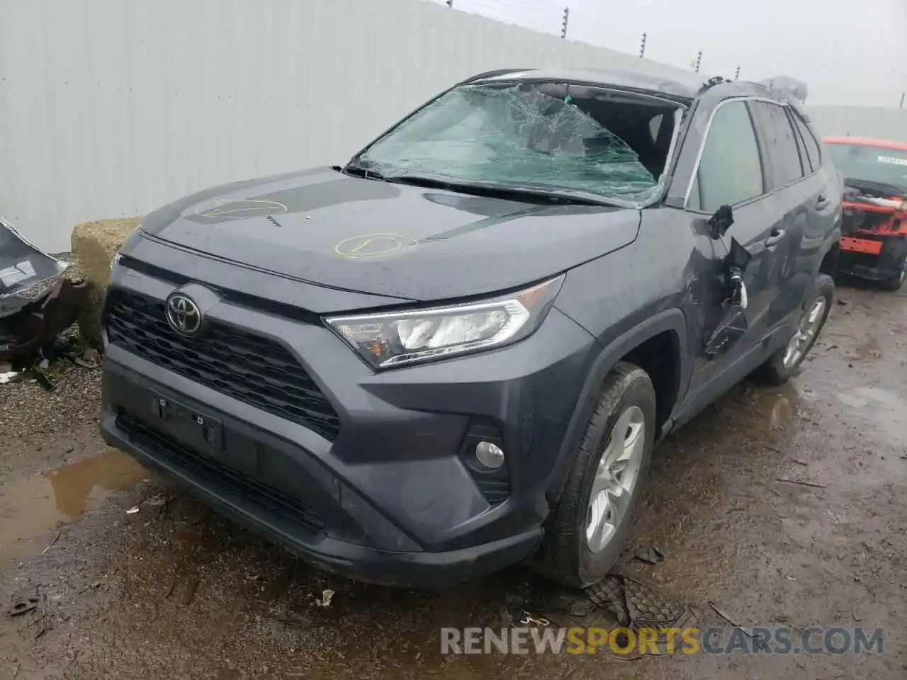 2 Photograph of a damaged car 2T3P1RFV7MW223222 TOYOTA RAV4 2021