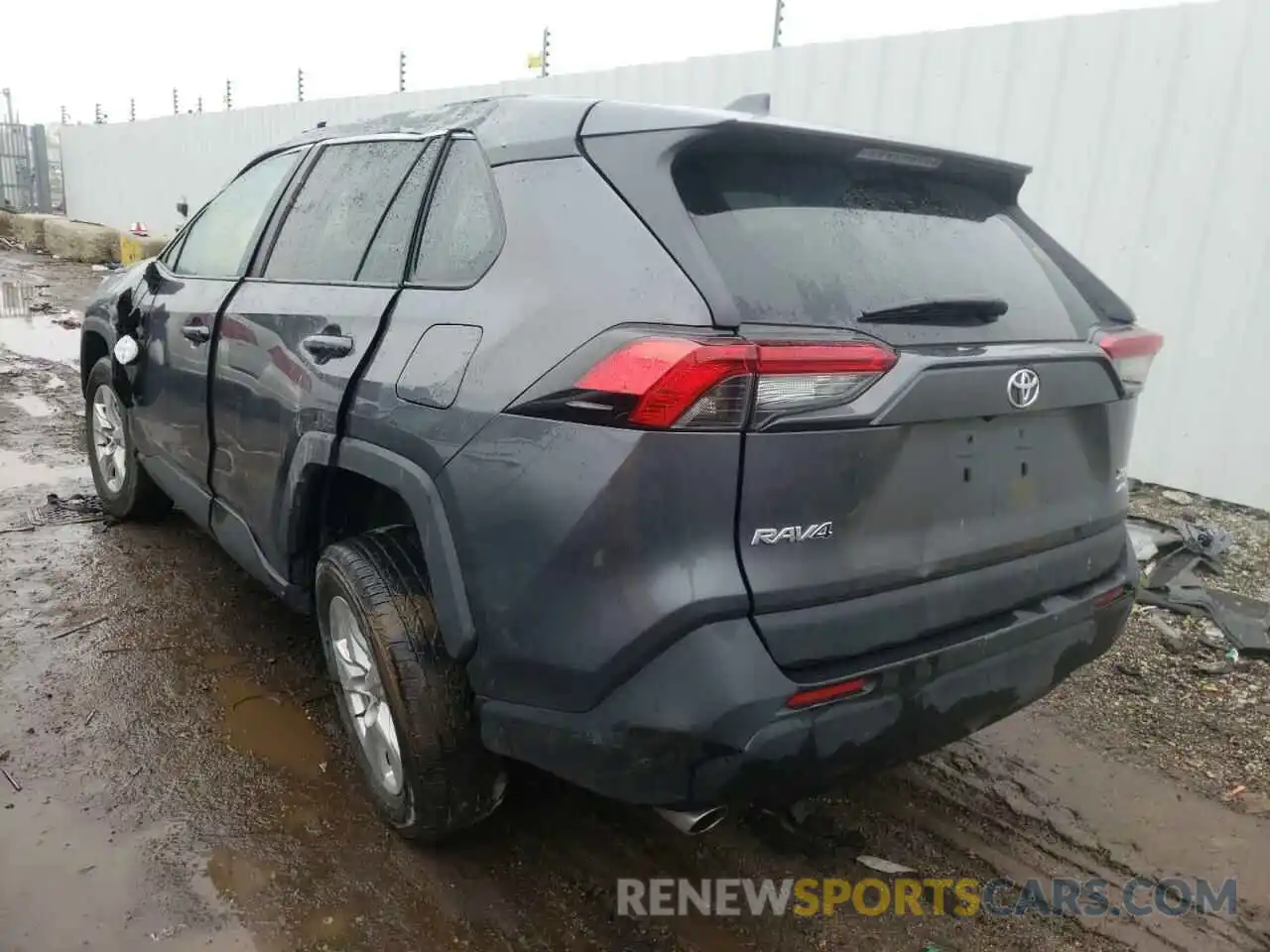 3 Photograph of a damaged car 2T3P1RFV7MW223222 TOYOTA RAV4 2021