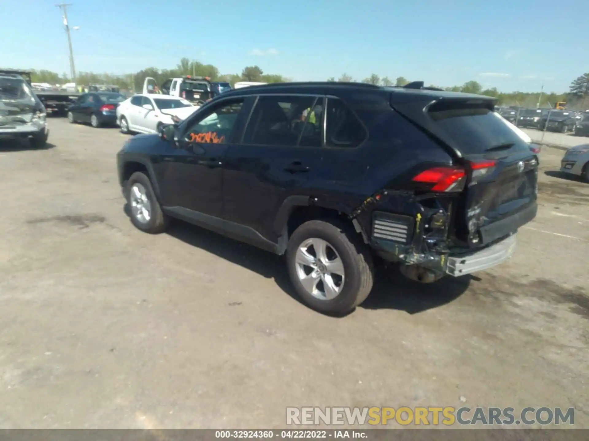 3 Photograph of a damaged car 2T3P1RFV7MW225407 TOYOTA RAV4 2021