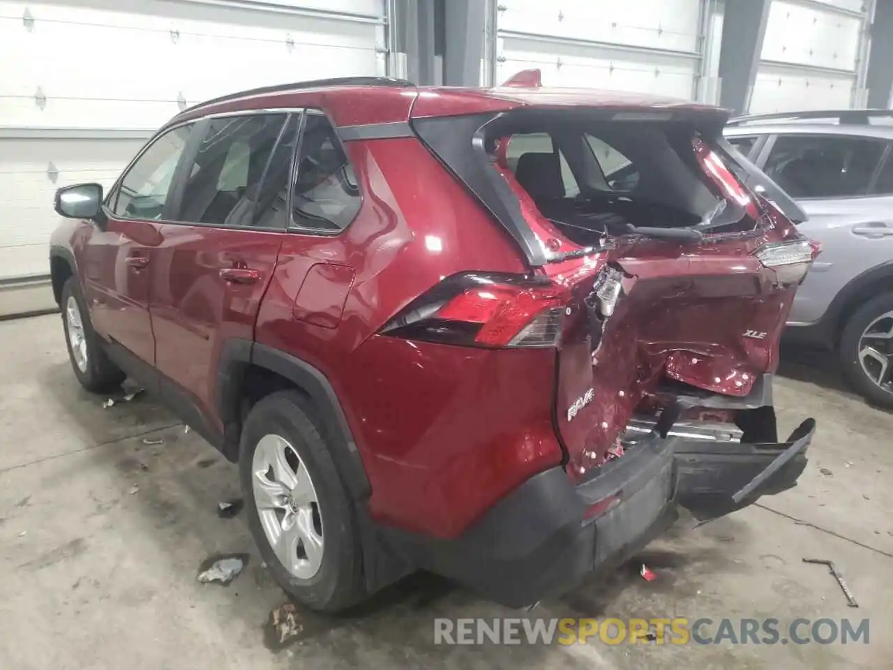 3 Фотография поврежденного автомобиля 2T3P1RFV7MW233720 TOYOTA RAV4 2021