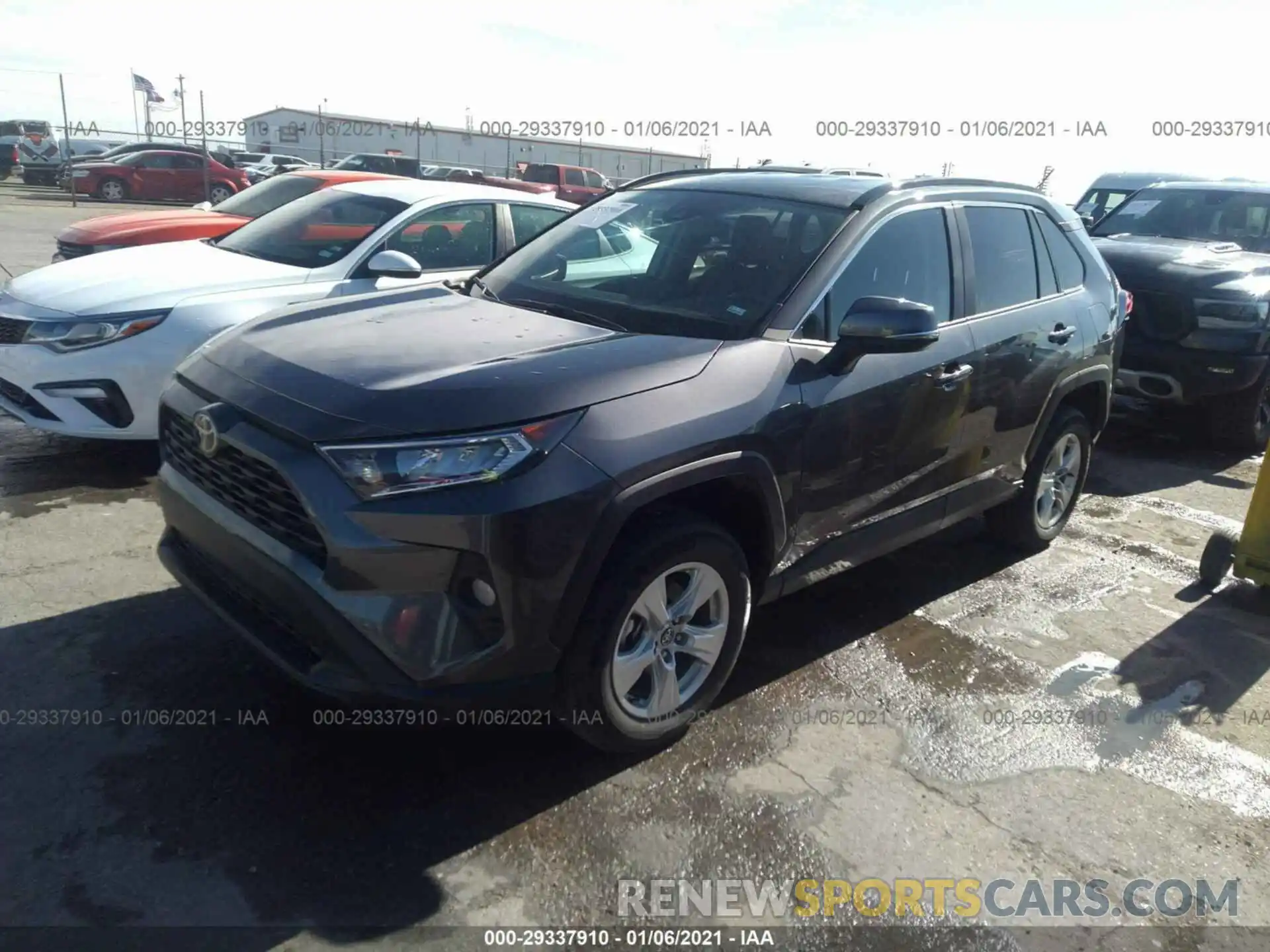 2 Фотография поврежденного автомобиля 2T3P1RFV8MC143722 TOYOTA RAV4 2021