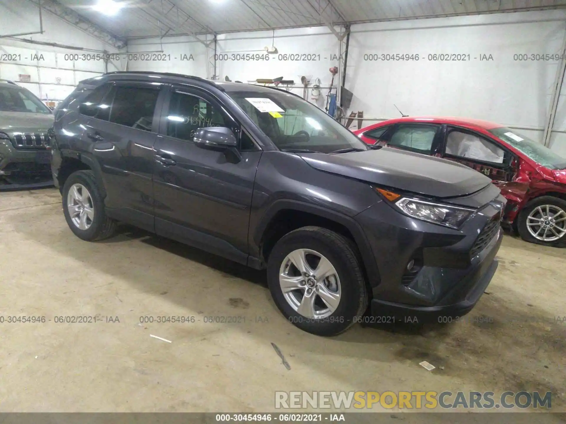 1 Photograph of a damaged car 2T3P1RFV8MC144501 TOYOTA RAV4 2021