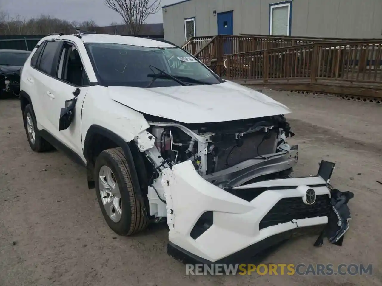 1 Photograph of a damaged car 2T3P1RFV8MC156583 TOYOTA RAV4 2021