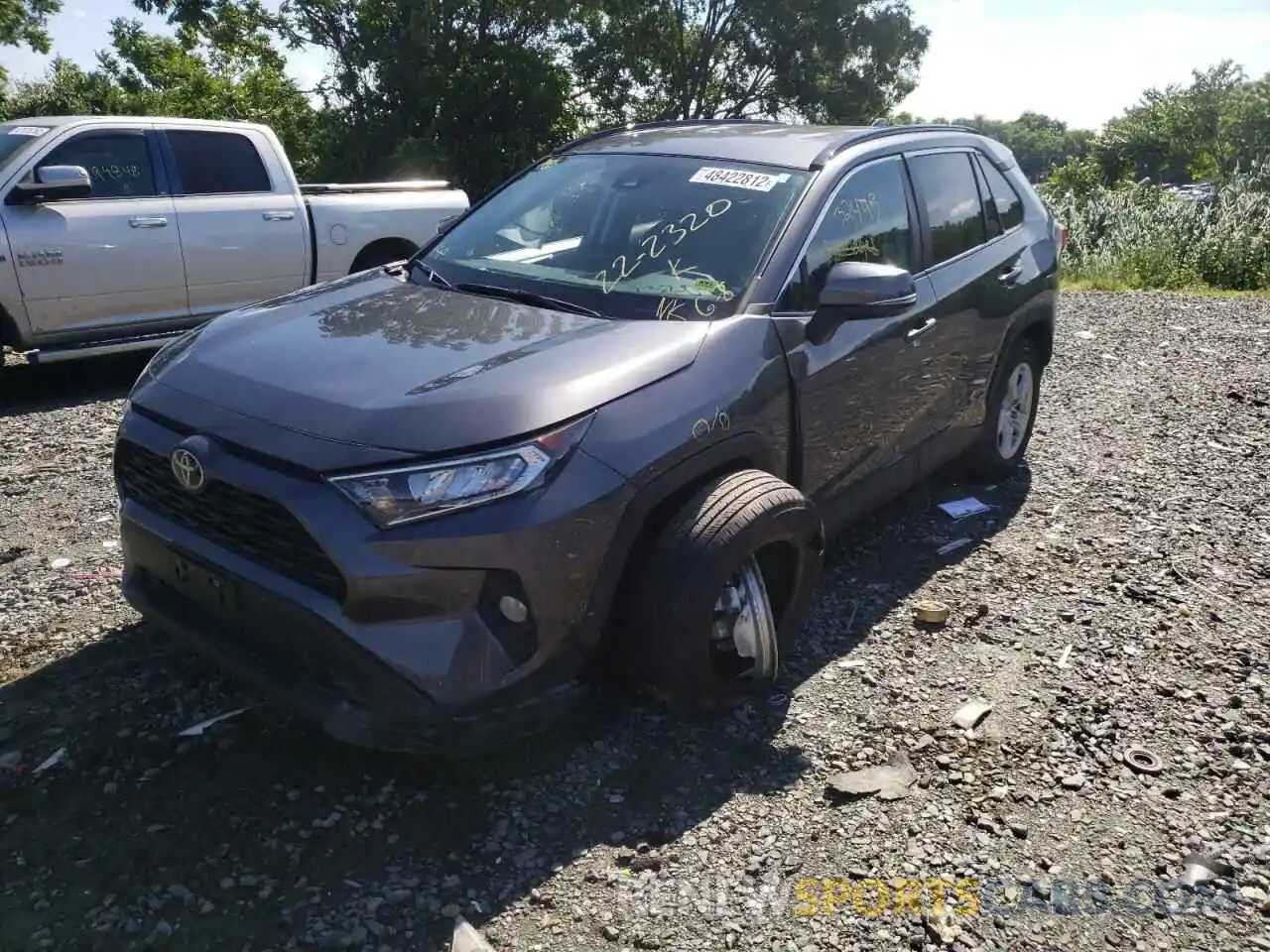 2 Photograph of a damaged car 2T3P1RFV8MC164098 TOYOTA RAV4 2021