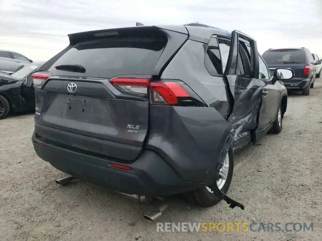 4 Photograph of a damaged car 2T3P1RFV8MC174615 TOYOTA RAV4 2021