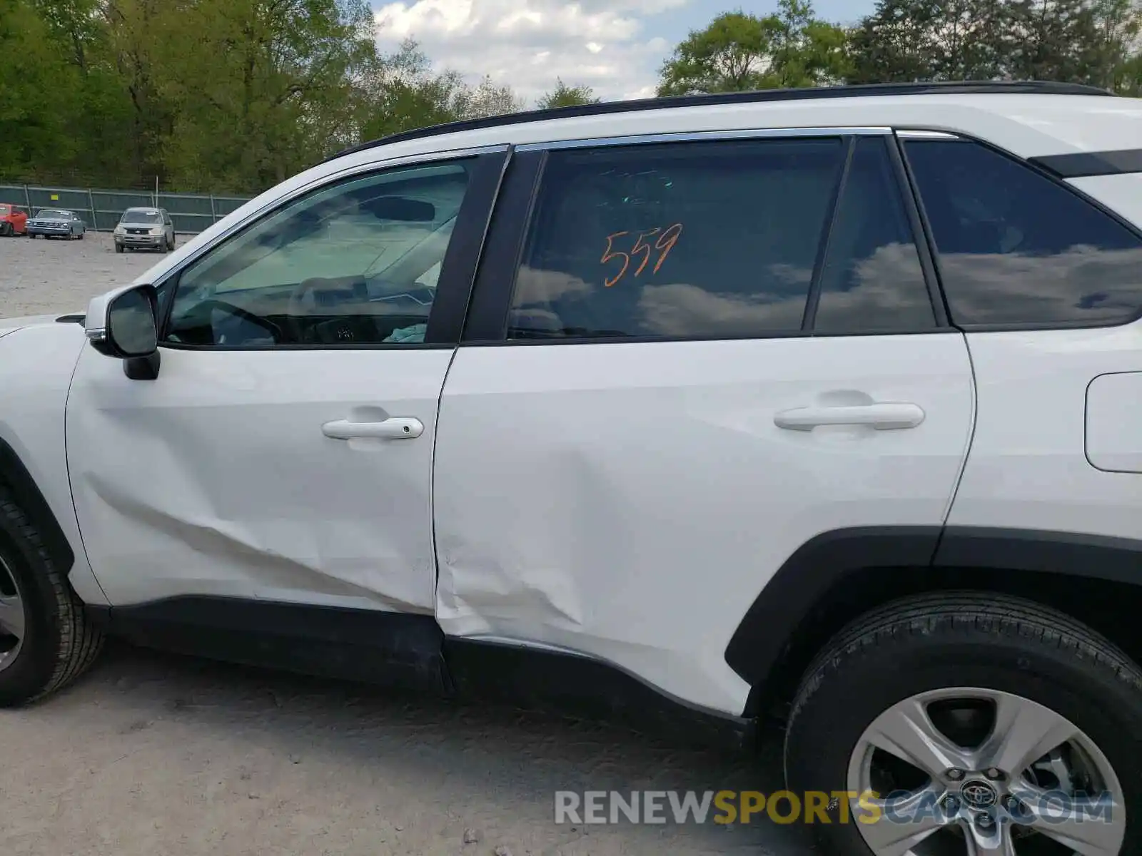 9 Photograph of a damaged car 2T3P1RFV8MC196307 TOYOTA RAV4 2021