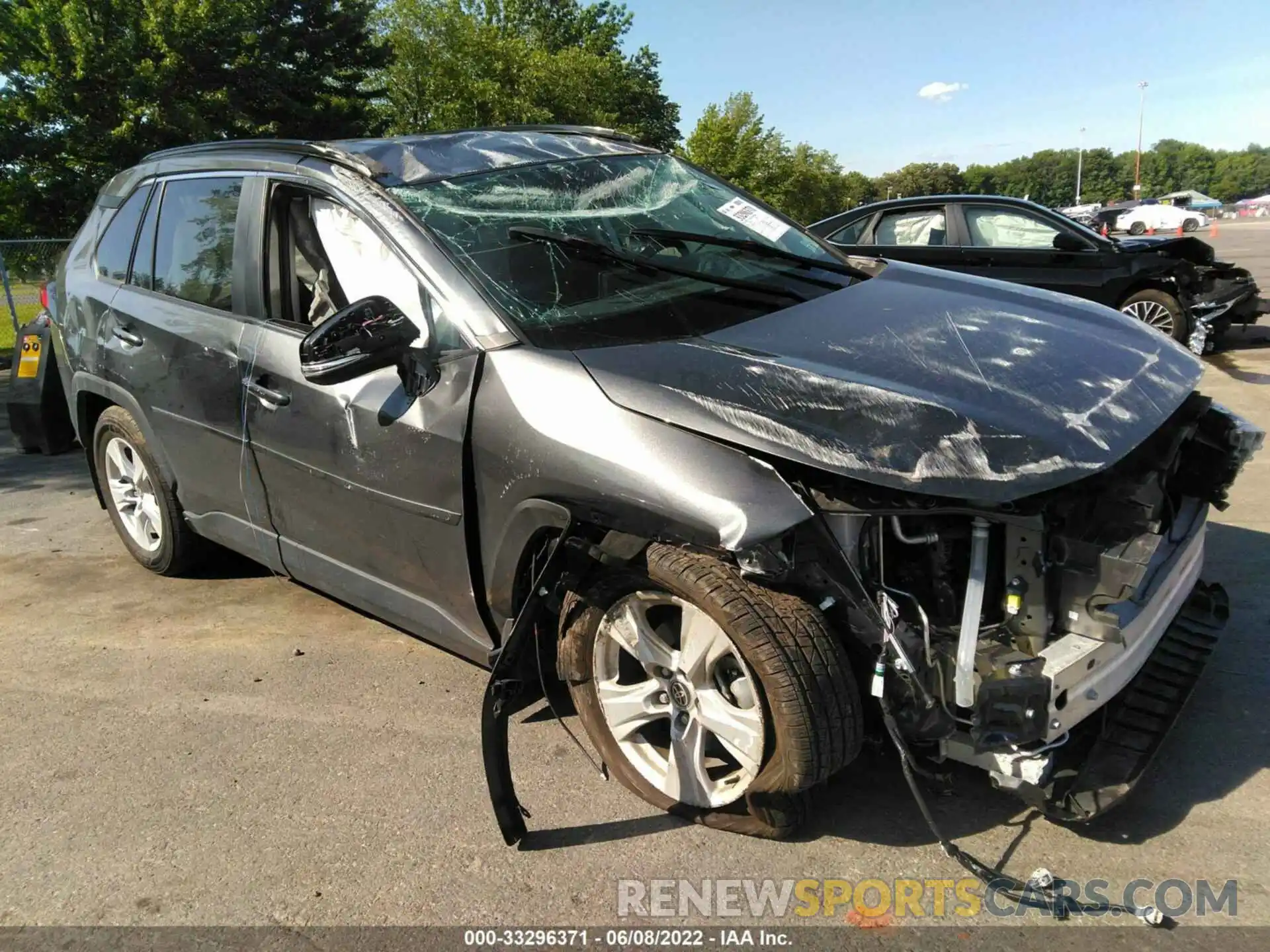 1 Photograph of a damaged car 2T3P1RFV8MC220508 TOYOTA RAV4 2021