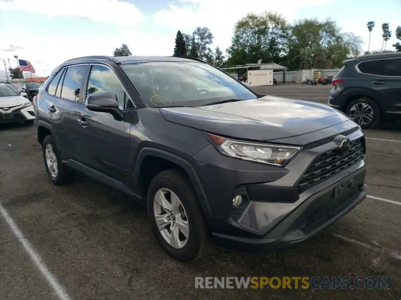 1 Photograph of a damaged car 2T3P1RFV8MW140561 TOYOTA RAV4 2021