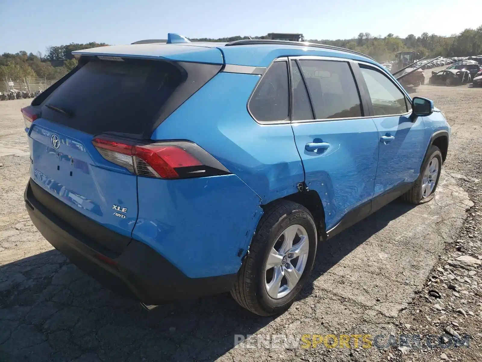 4 Photograph of a damaged car 2T3P1RFV8MW153178 TOYOTA RAV4 2021