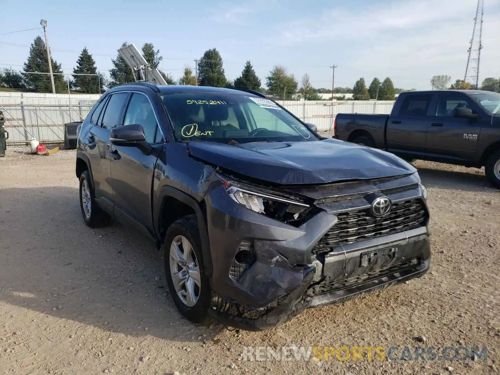 1 Photograph of a damaged car 2T3P1RFV8MW157540 TOYOTA RAV4 2021