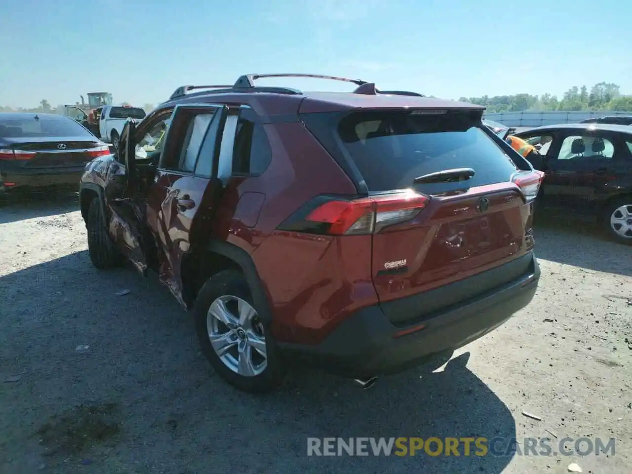 3 Photograph of a damaged car 2T3P1RFV8MW158932 TOYOTA RAV4 2021