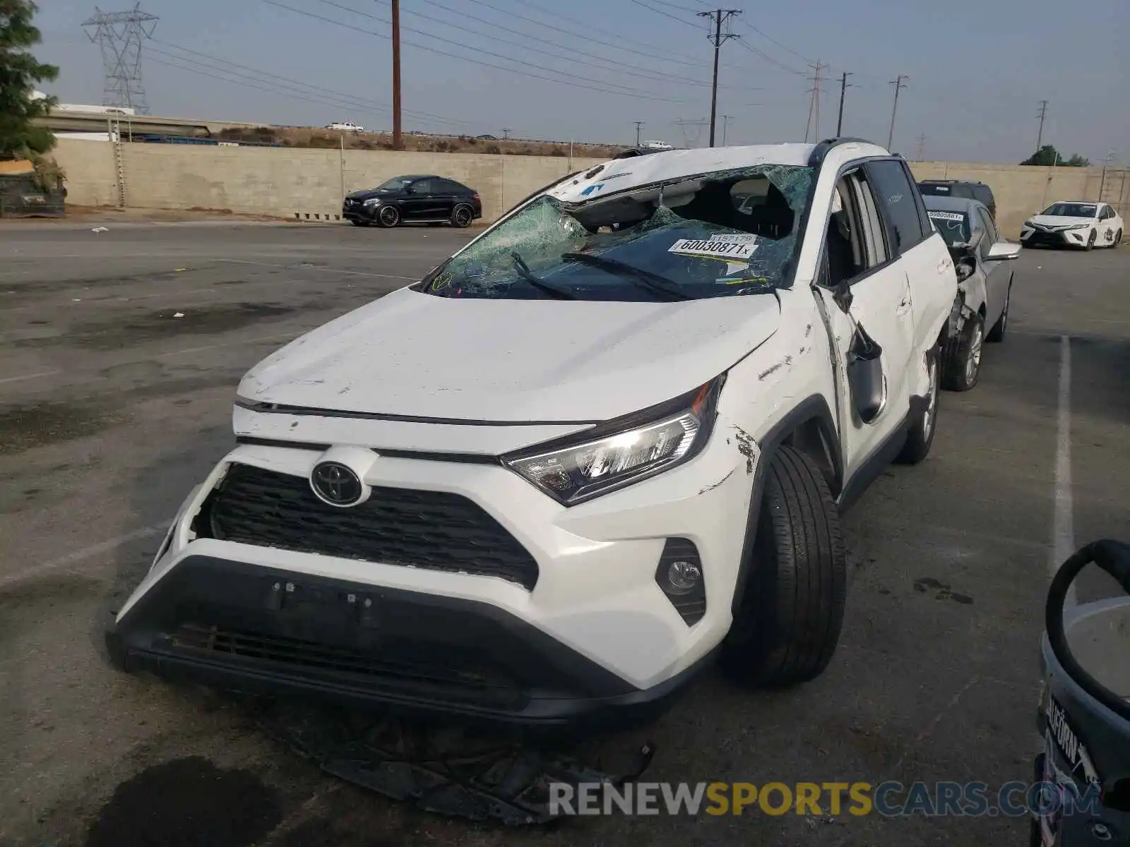 2 Photograph of a damaged car 2T3P1RFV8MW160163 TOYOTA RAV4 2021