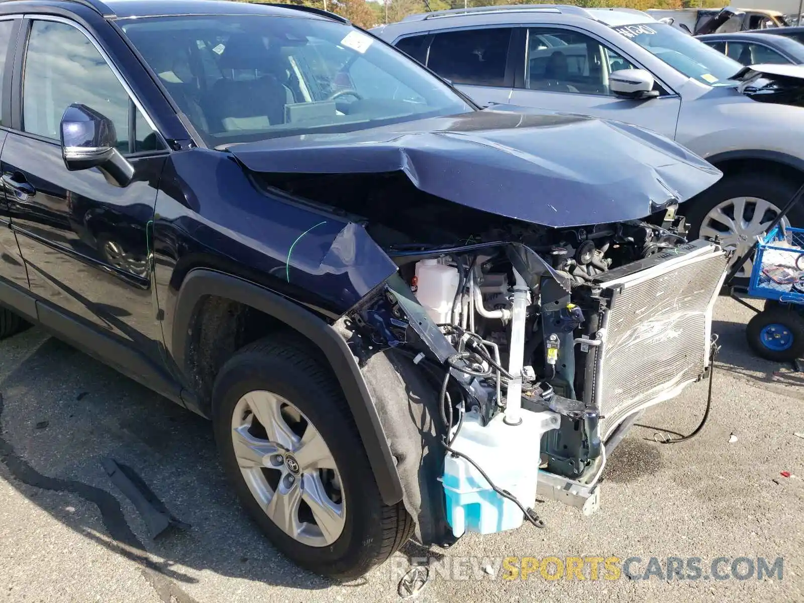 9 Photograph of a damaged car 2T3P1RFV8MW164388 TOYOTA RAV4 2021