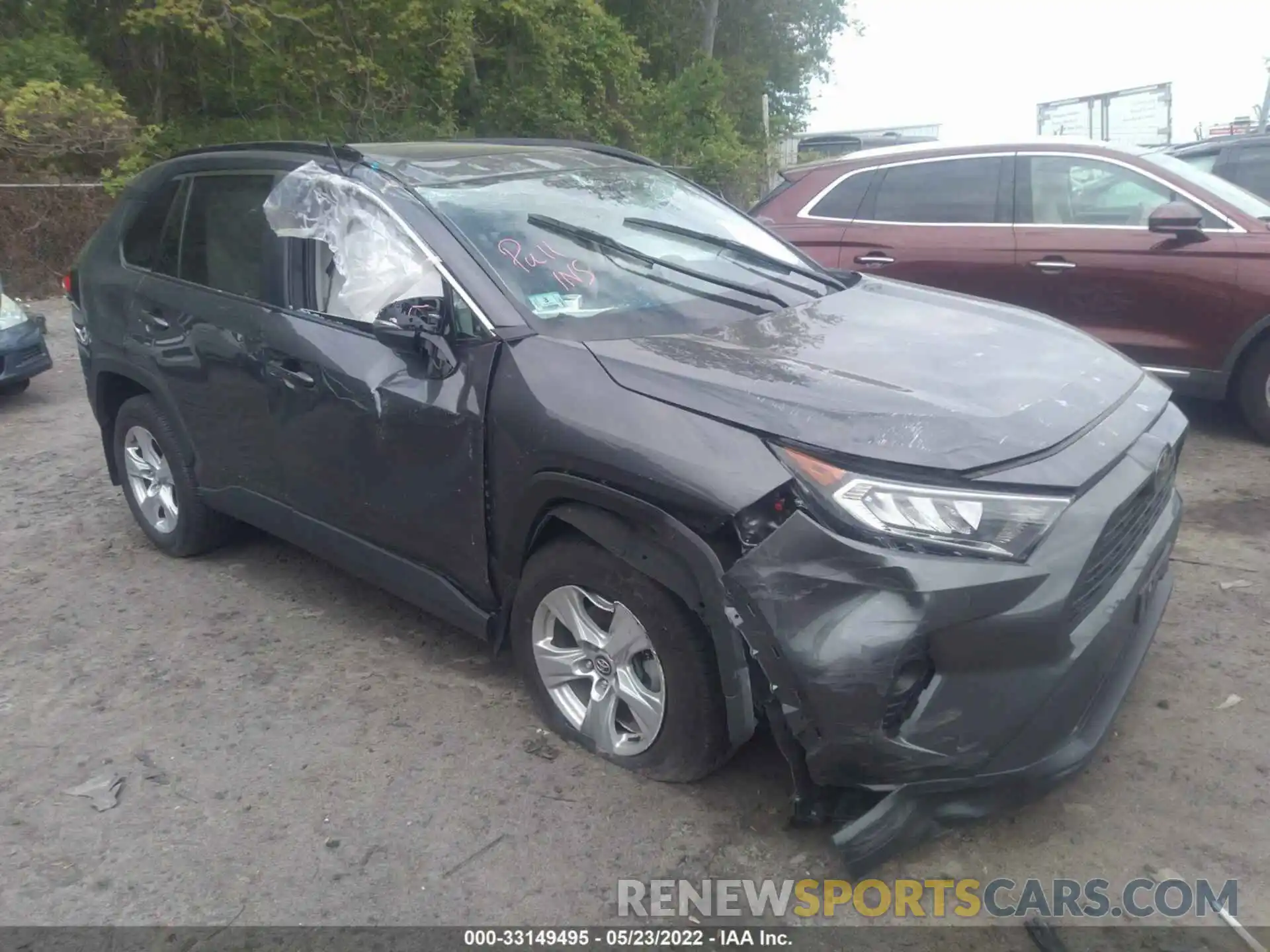 1 Photograph of a damaged car 2T3P1RFV8MW164892 TOYOTA RAV4 2021