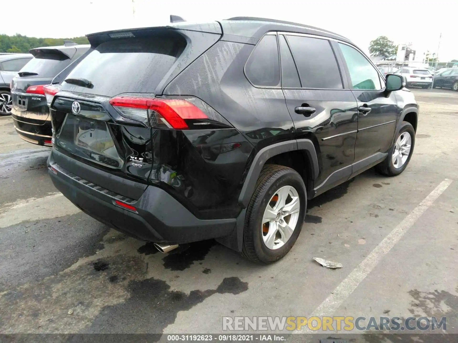 4 Photograph of a damaged car 2T3P1RFV8MW165654 TOYOTA RAV4 2021