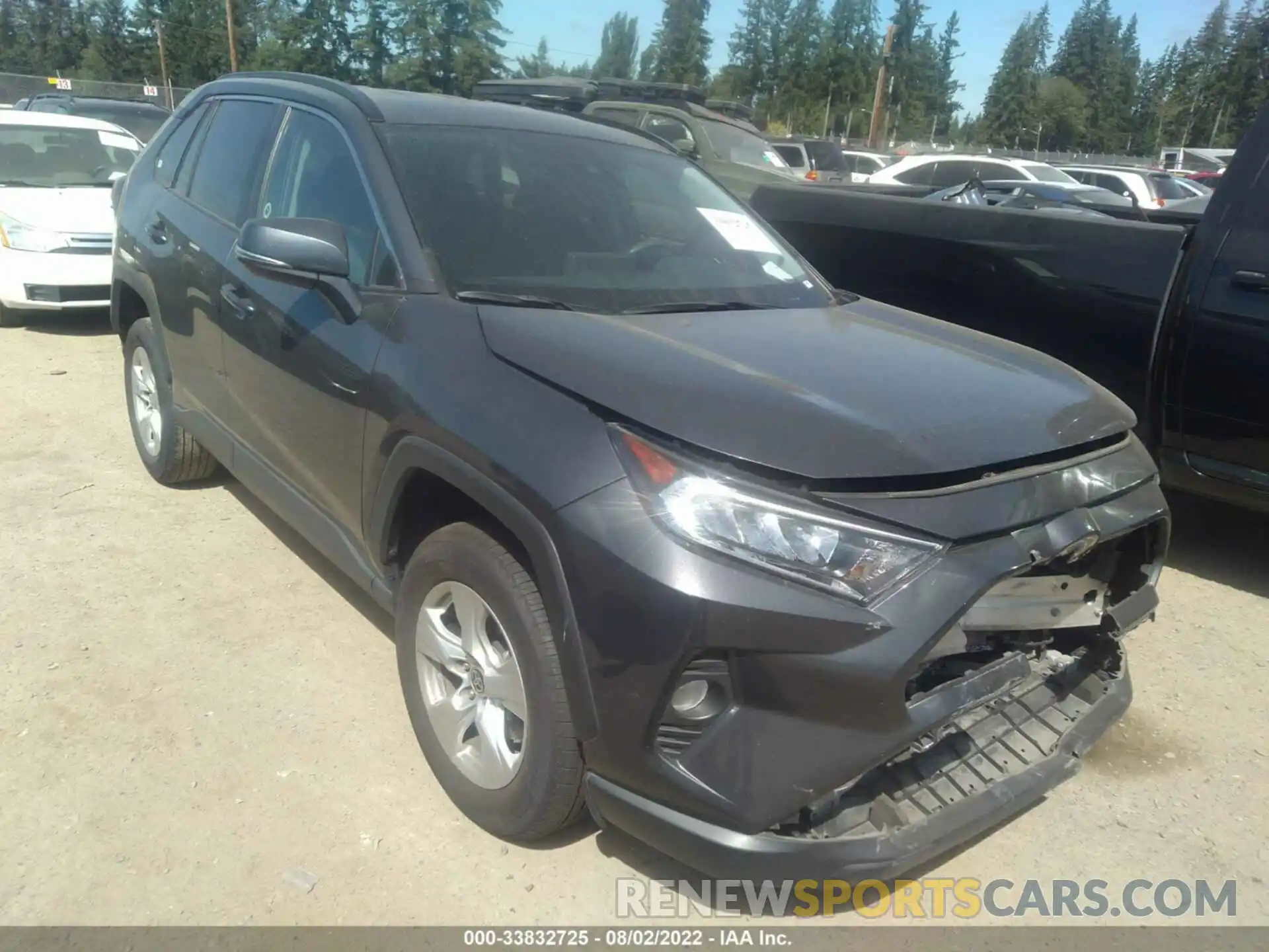 1 Photograph of a damaged car 2T3P1RFV8MW172653 TOYOTA RAV4 2021