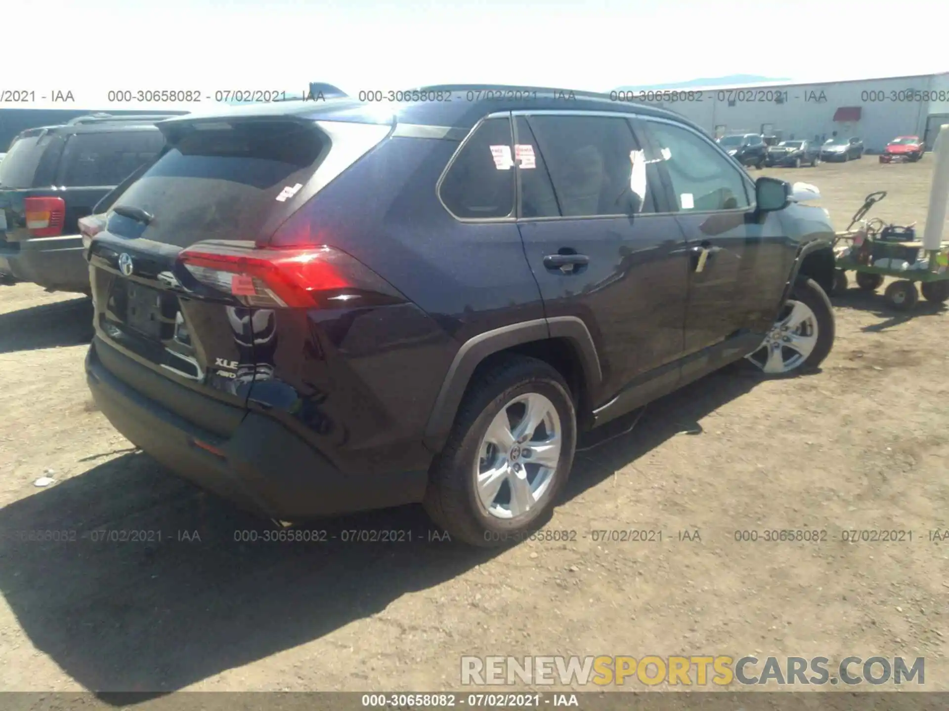 4 Photograph of a damaged car 2T3P1RFV8MW177495 TOYOTA RAV4 2021