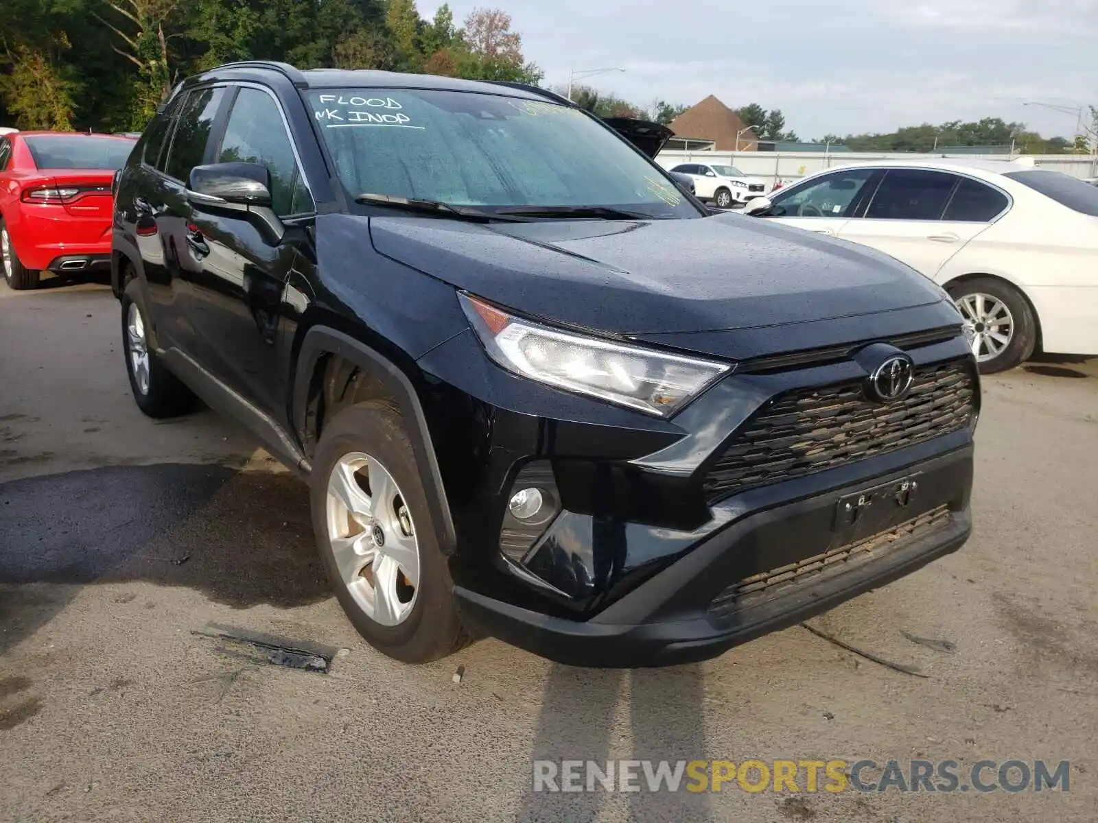 1 Photograph of a damaged car 2T3P1RFV8MW178579 TOYOTA RAV4 2021