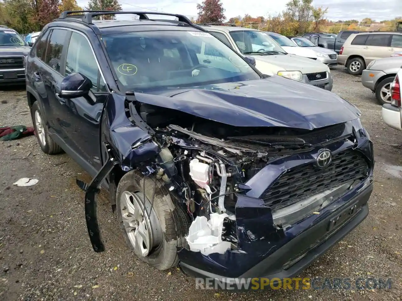 1 Photograph of a damaged car 2T3P1RFV8MW180414 TOYOTA RAV4 2021