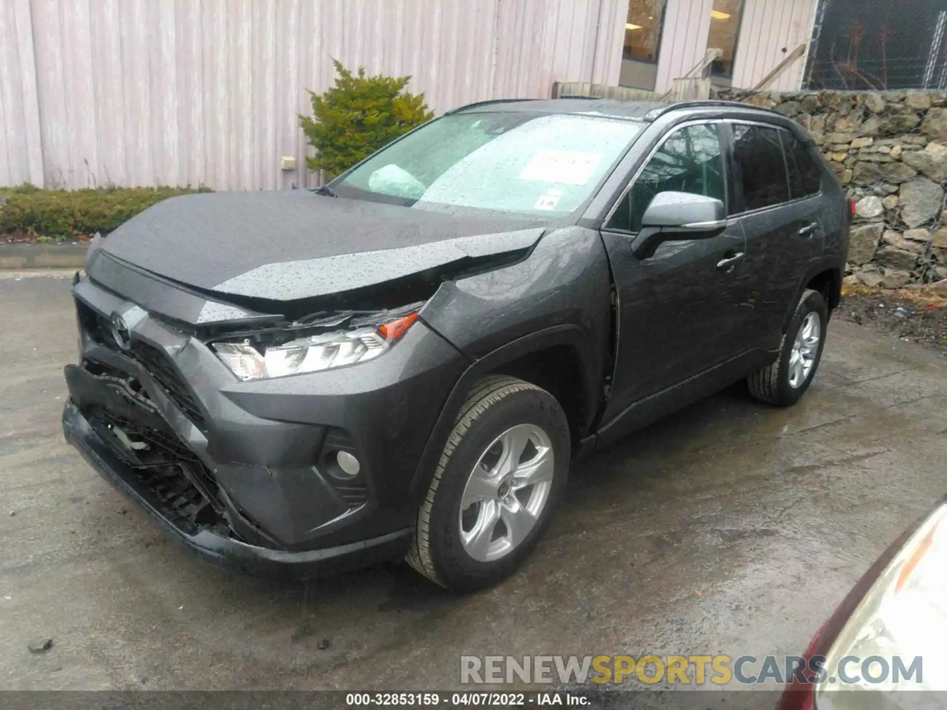 2 Photograph of a damaged car 2T3P1RFV8MW186584 TOYOTA RAV4 2021