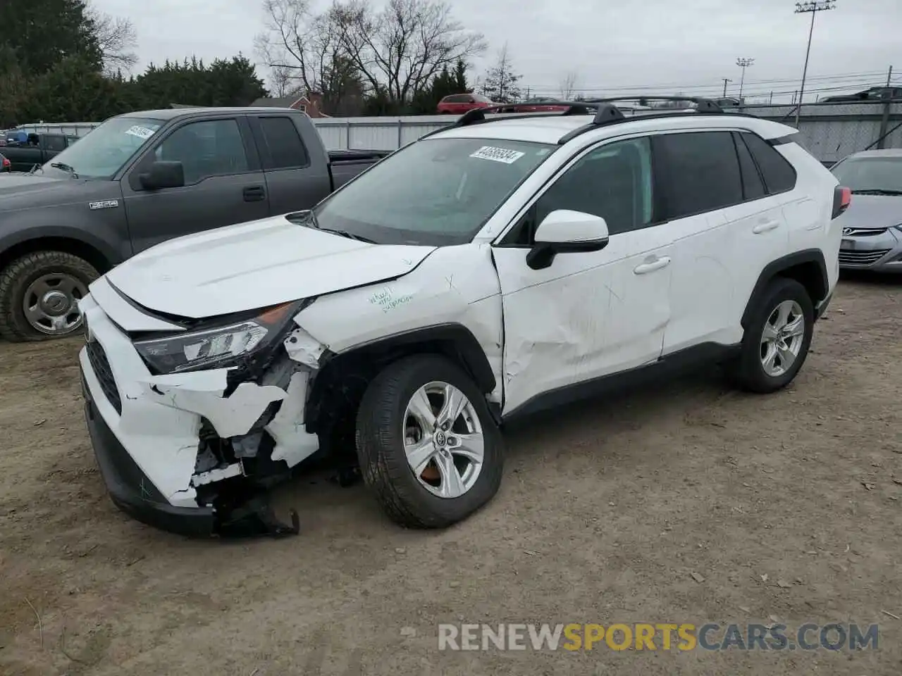 1 Photograph of a damaged car 2T3P1RFV8MW244855 TOYOTA RAV4 2021