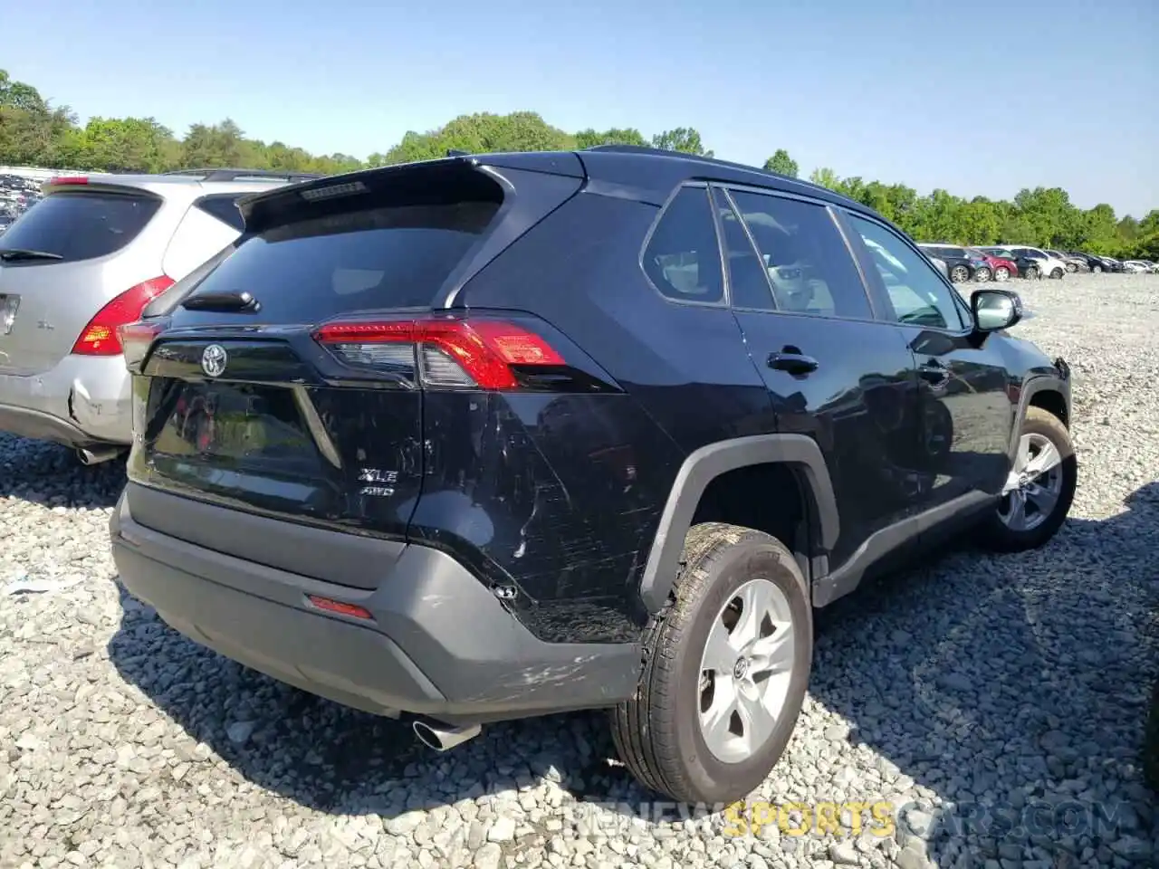 4 Photograph of a damaged car 2T3P1RFV9MC142613 TOYOTA RAV4 2021