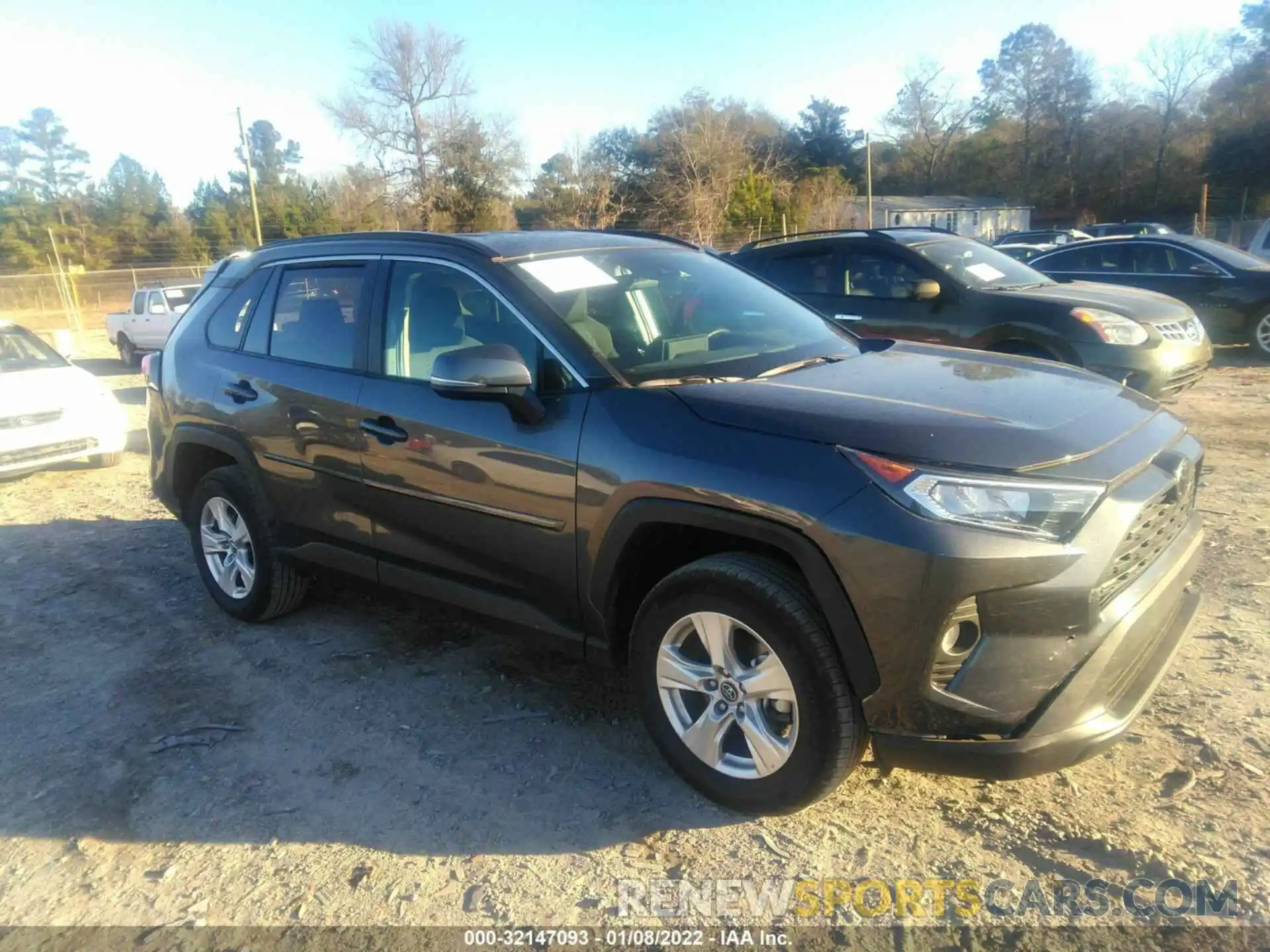 1 Photograph of a damaged car 2T3P1RFV9MC157032 TOYOTA RAV4 2021