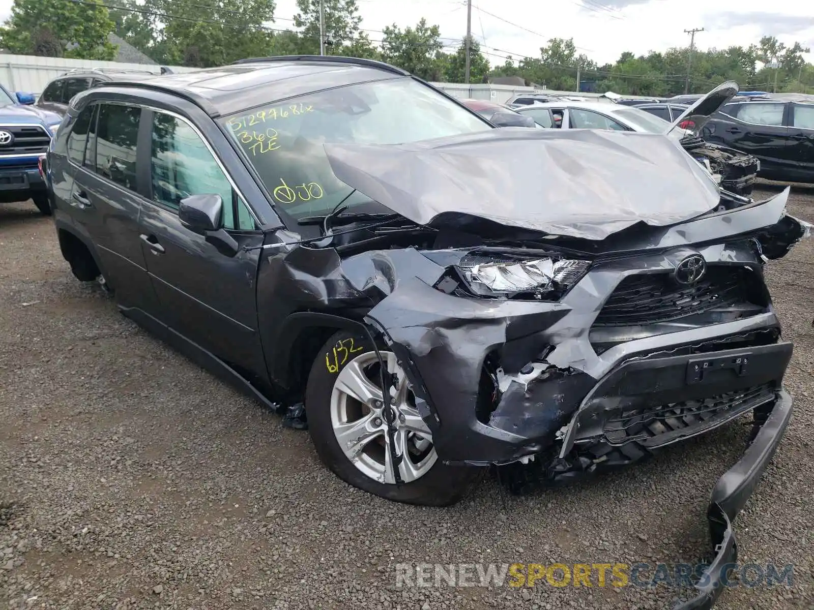 1 Photograph of a damaged car 2T3P1RFV9MC158455 TOYOTA RAV4 2021